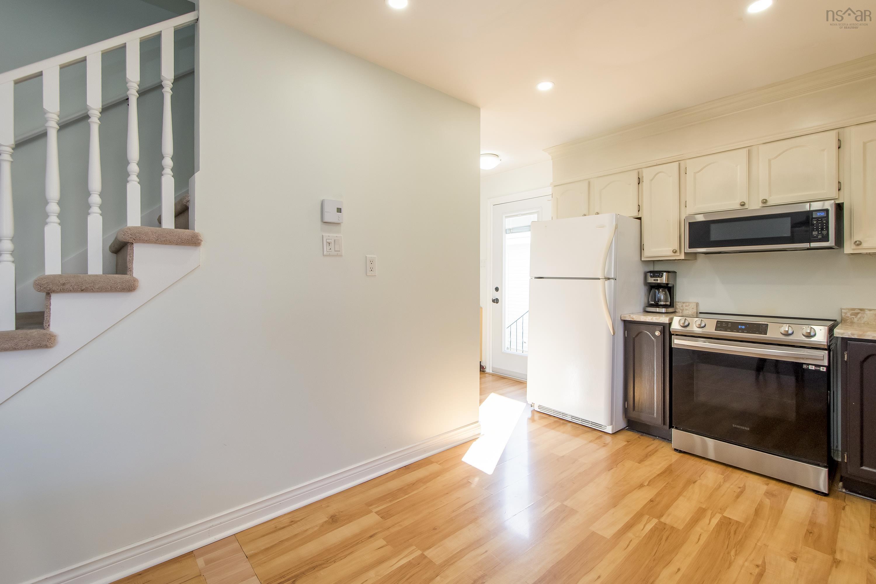 View image 12