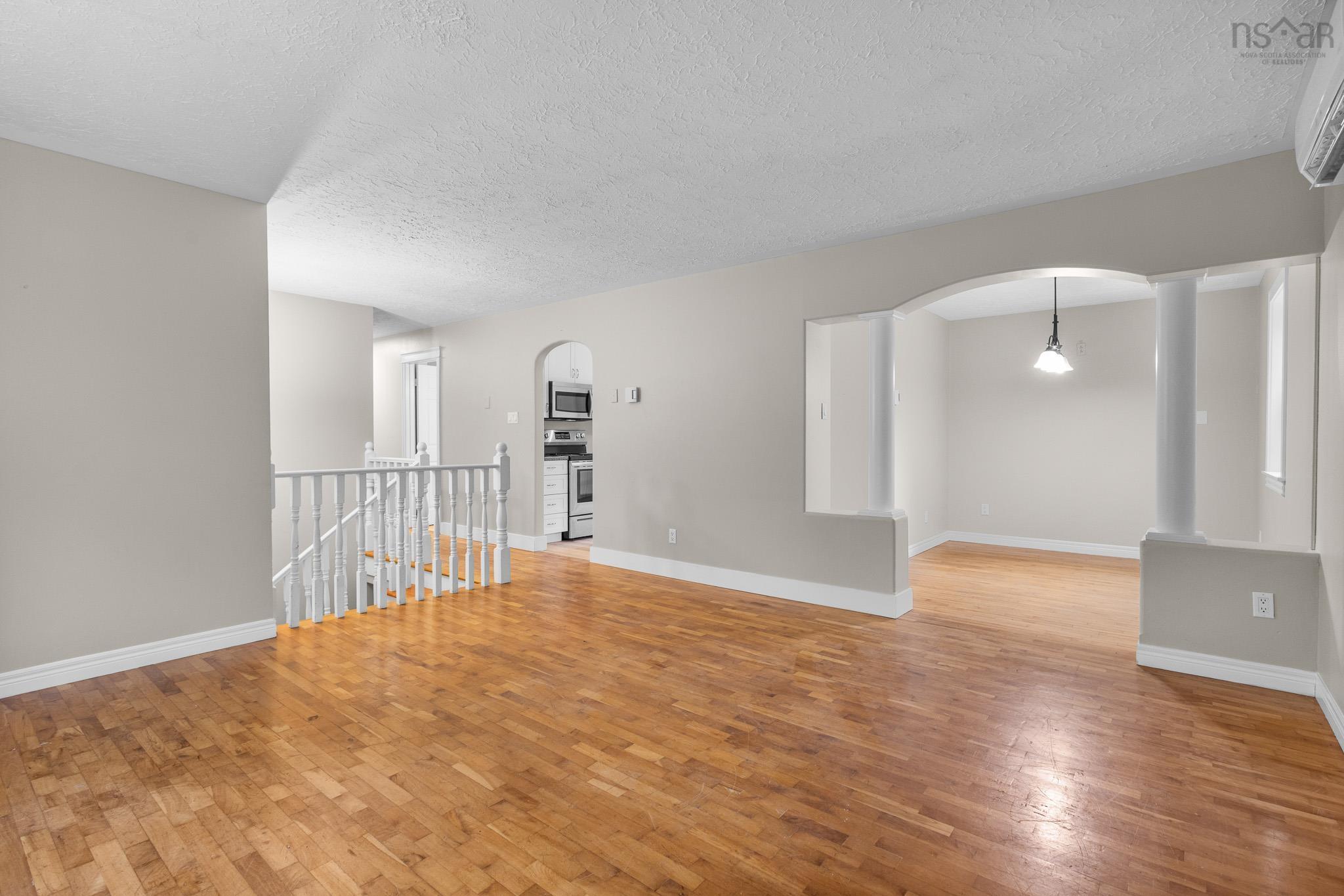 View image 11
