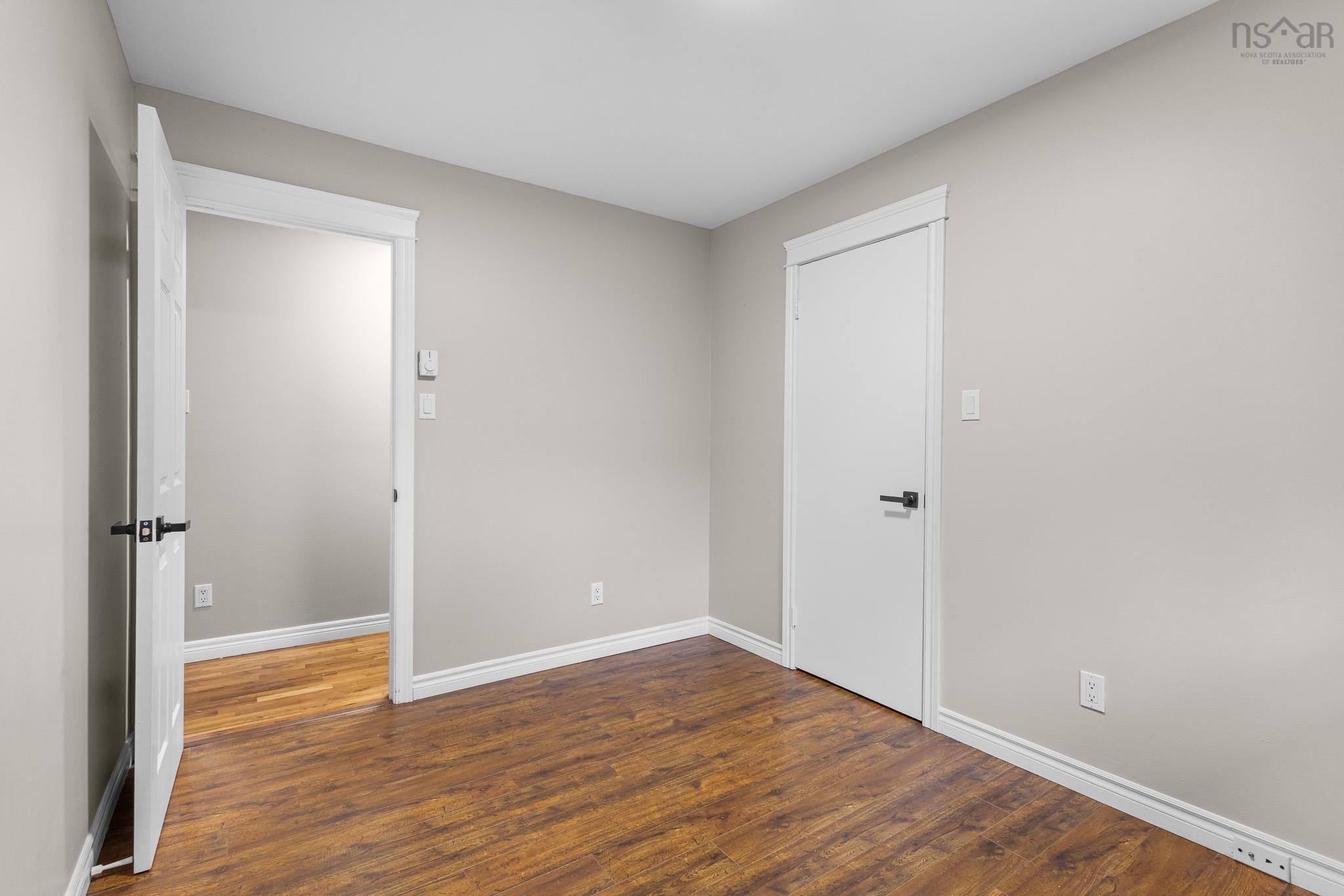 View image 21