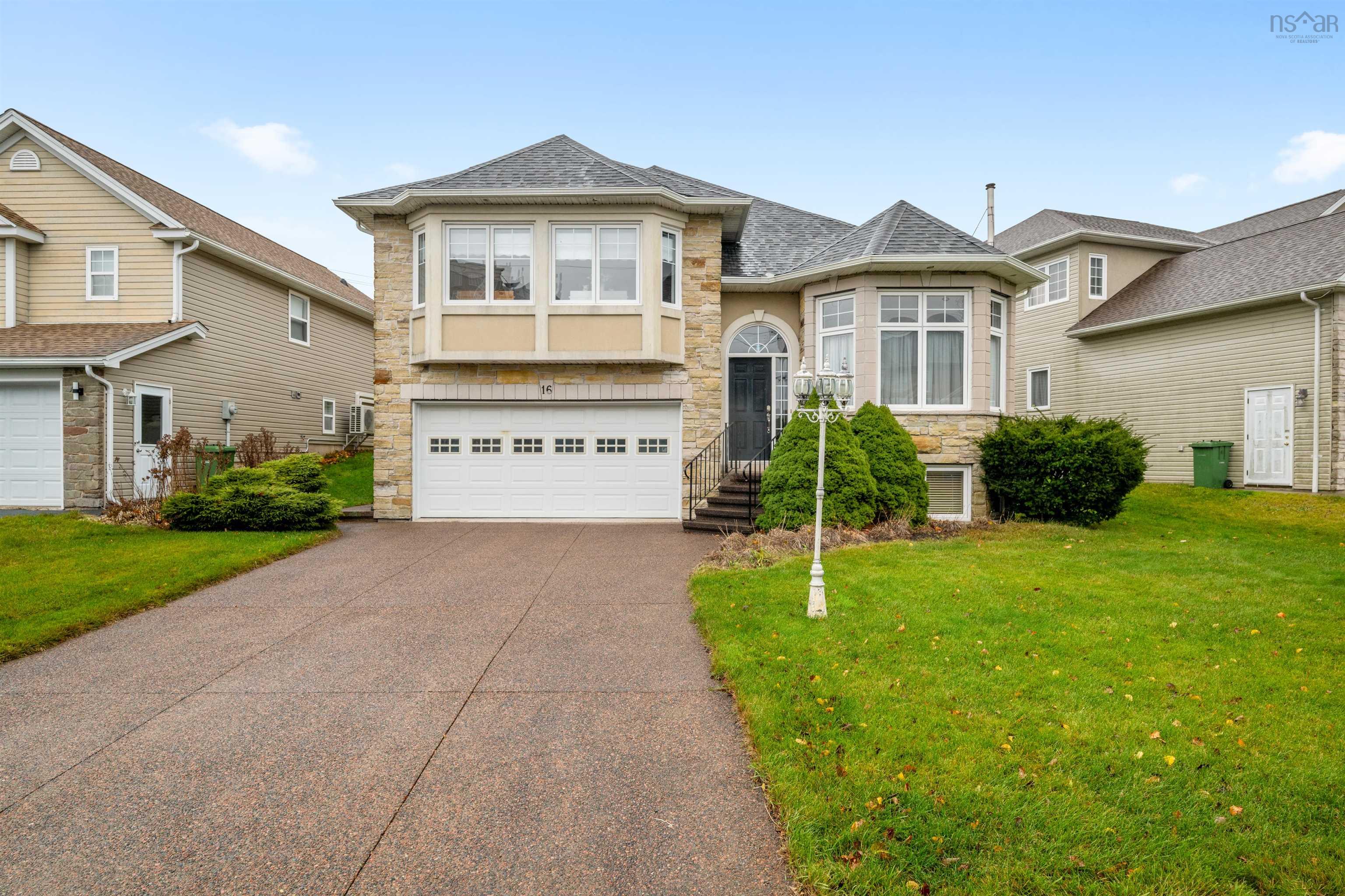 Thumbnail image for 16 Ridgepark Lane MLS<sup>®</sup> 202624580