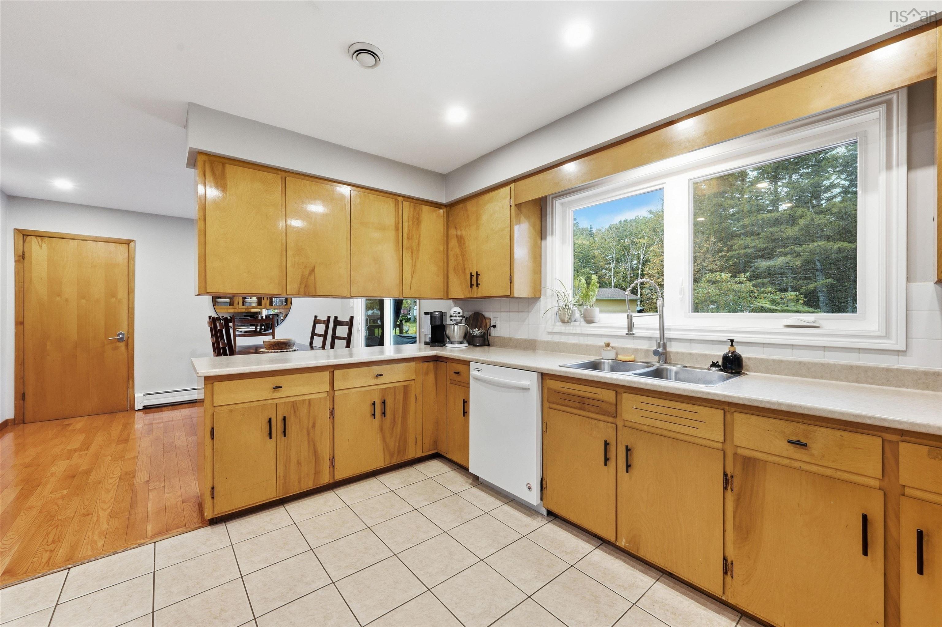 View image 10