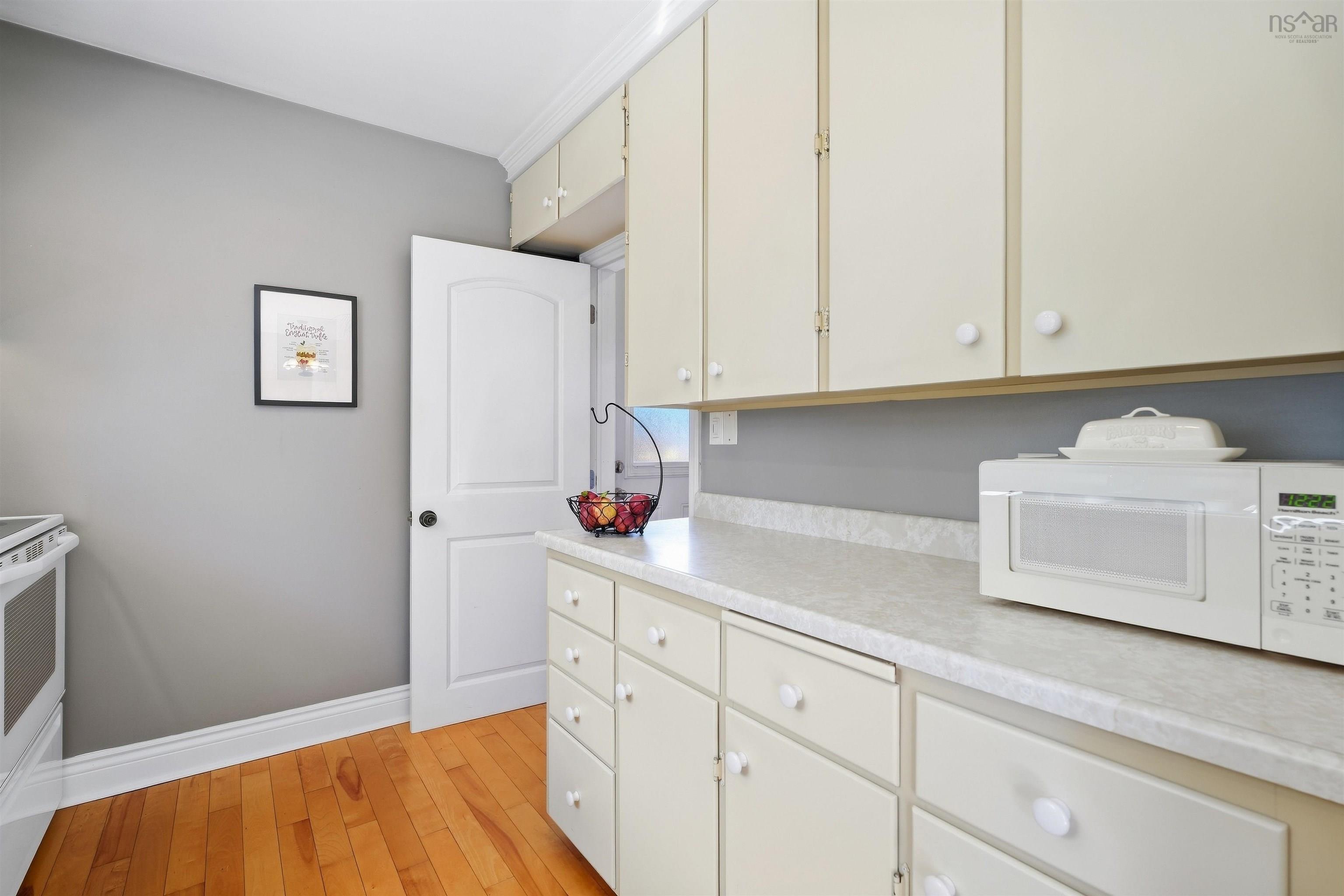 View image 15