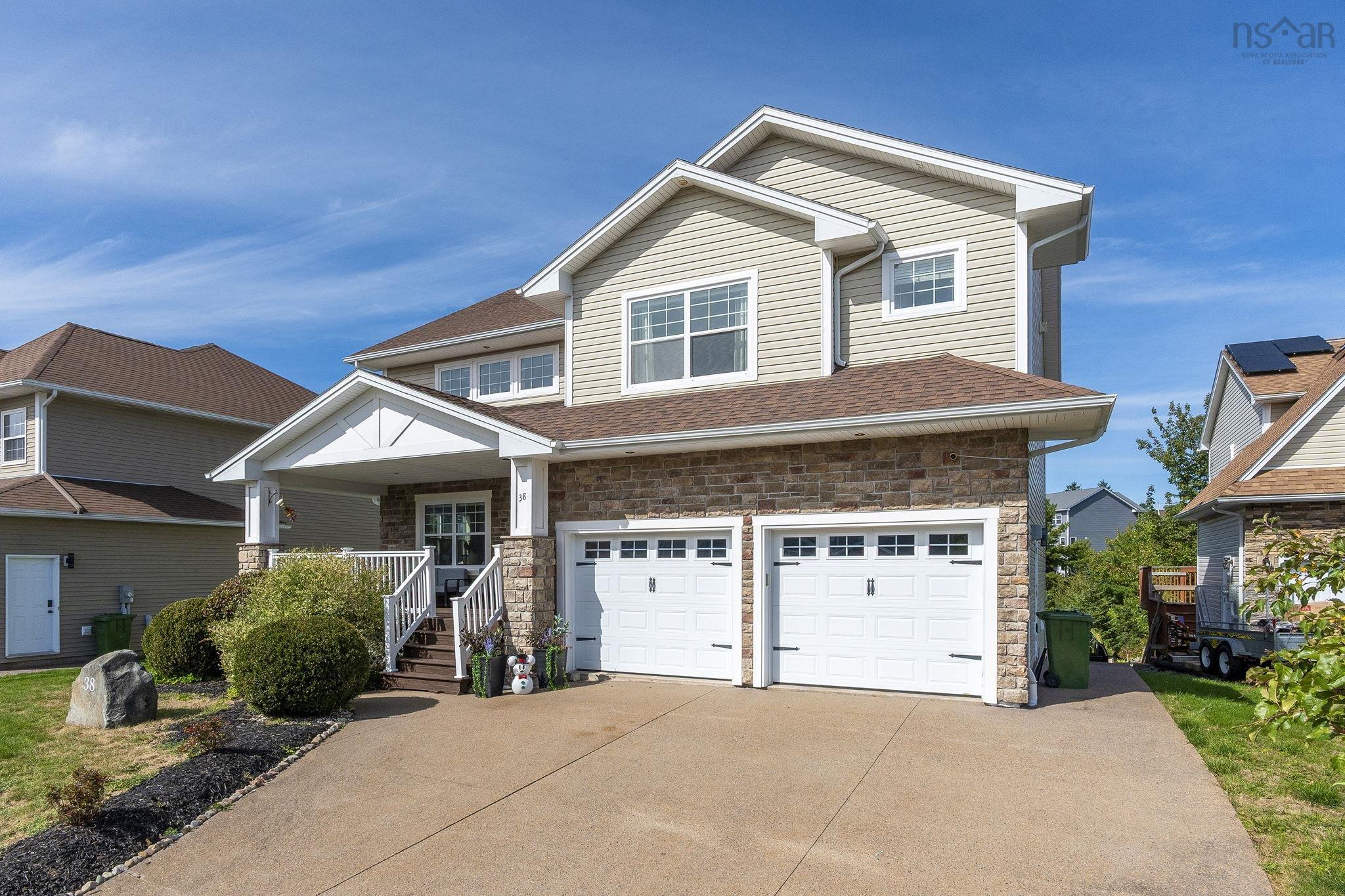Thumbnail image for 38 Crozier Court MLS<sup>®</sup> 202624615