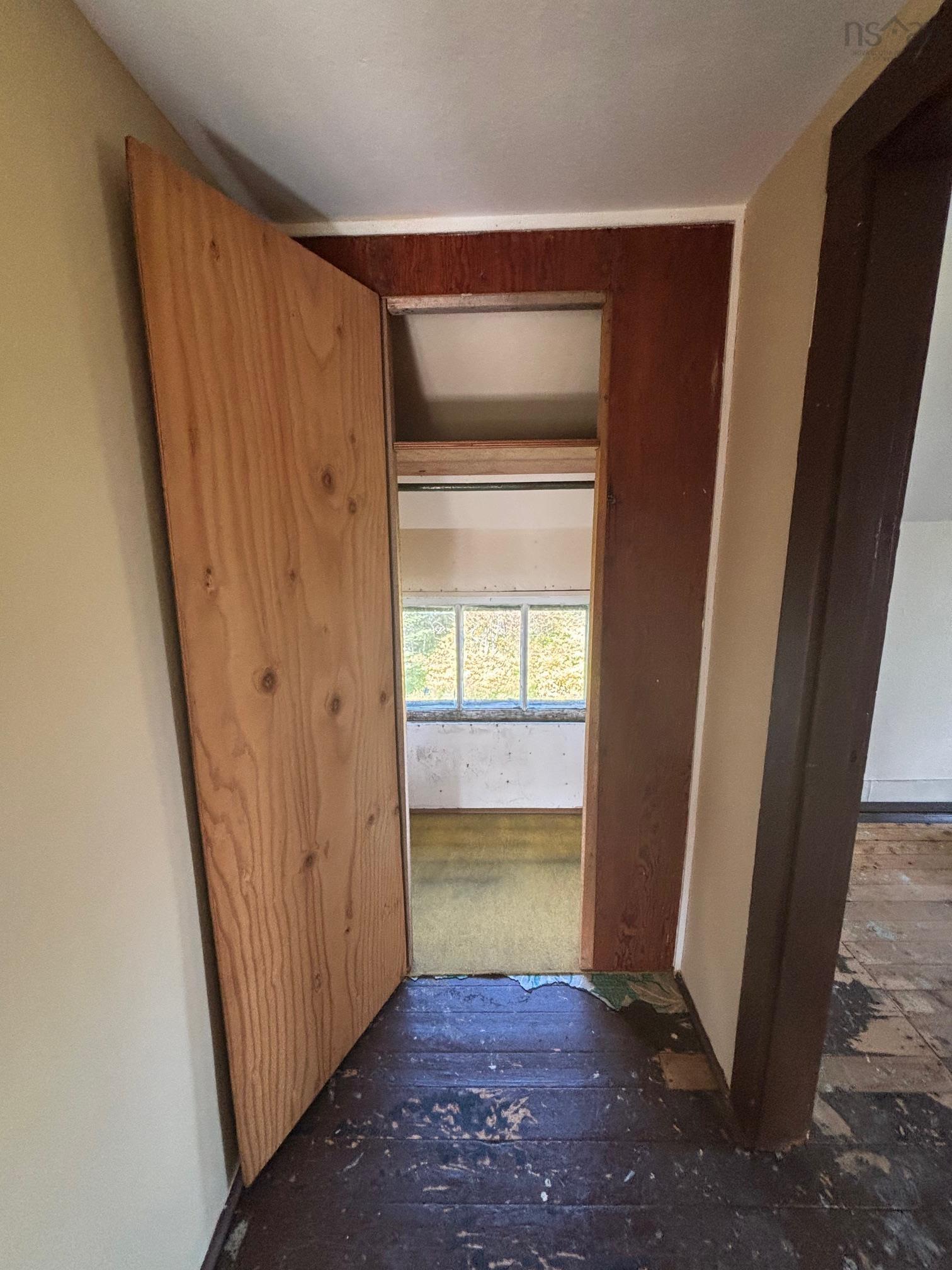 View image 12