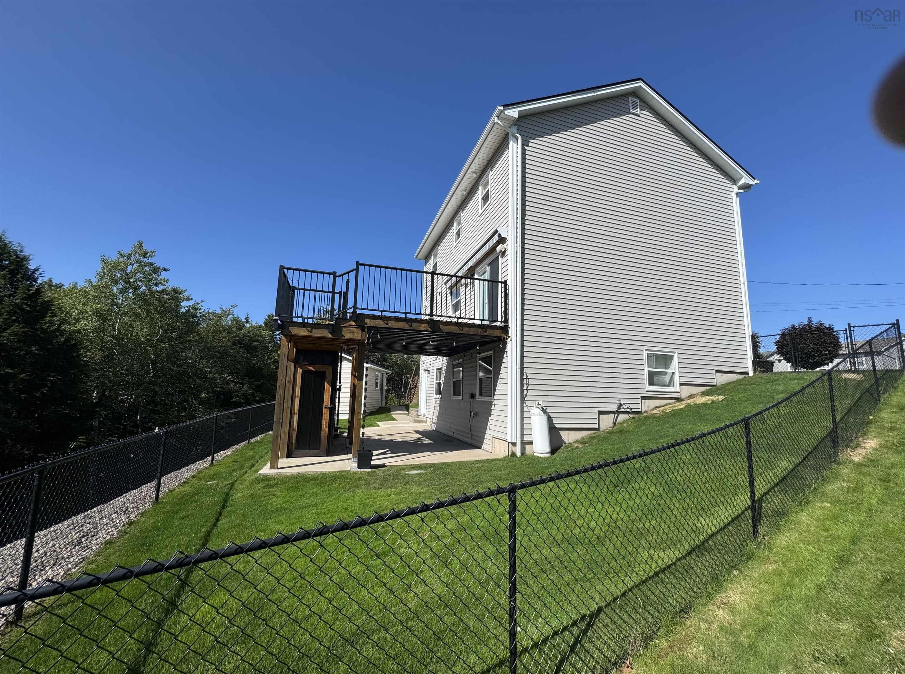 View image 17