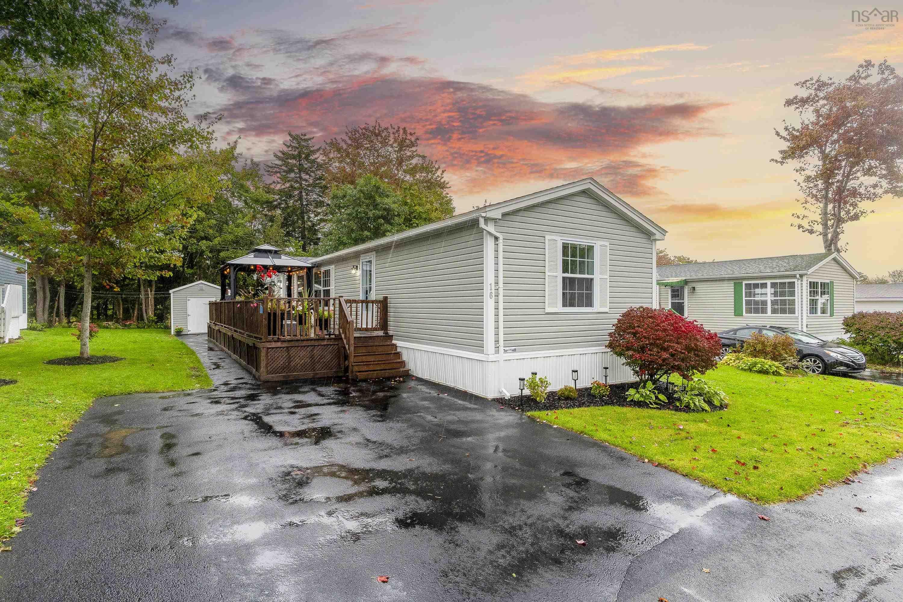 Thumbnail image for 16 First Street MLS<sup>®</sup> 202624671