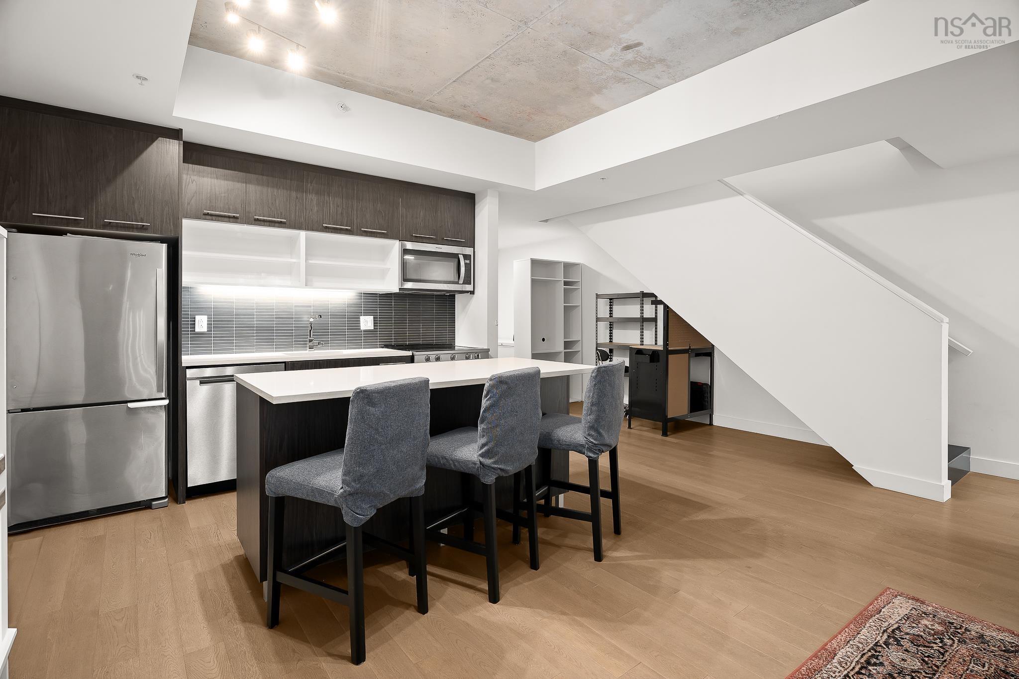 View image 12