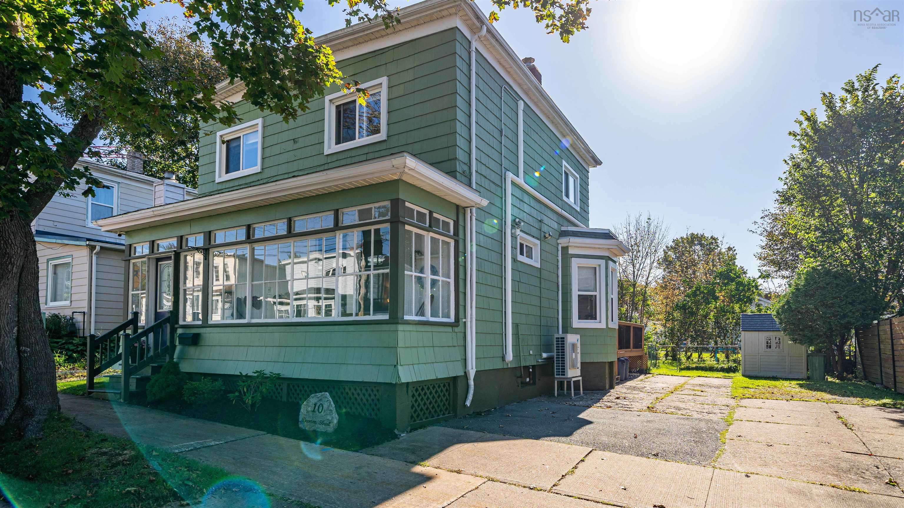 Thumbnail image for 10 Dawson Street MLS<sup>®</sup> 202624700