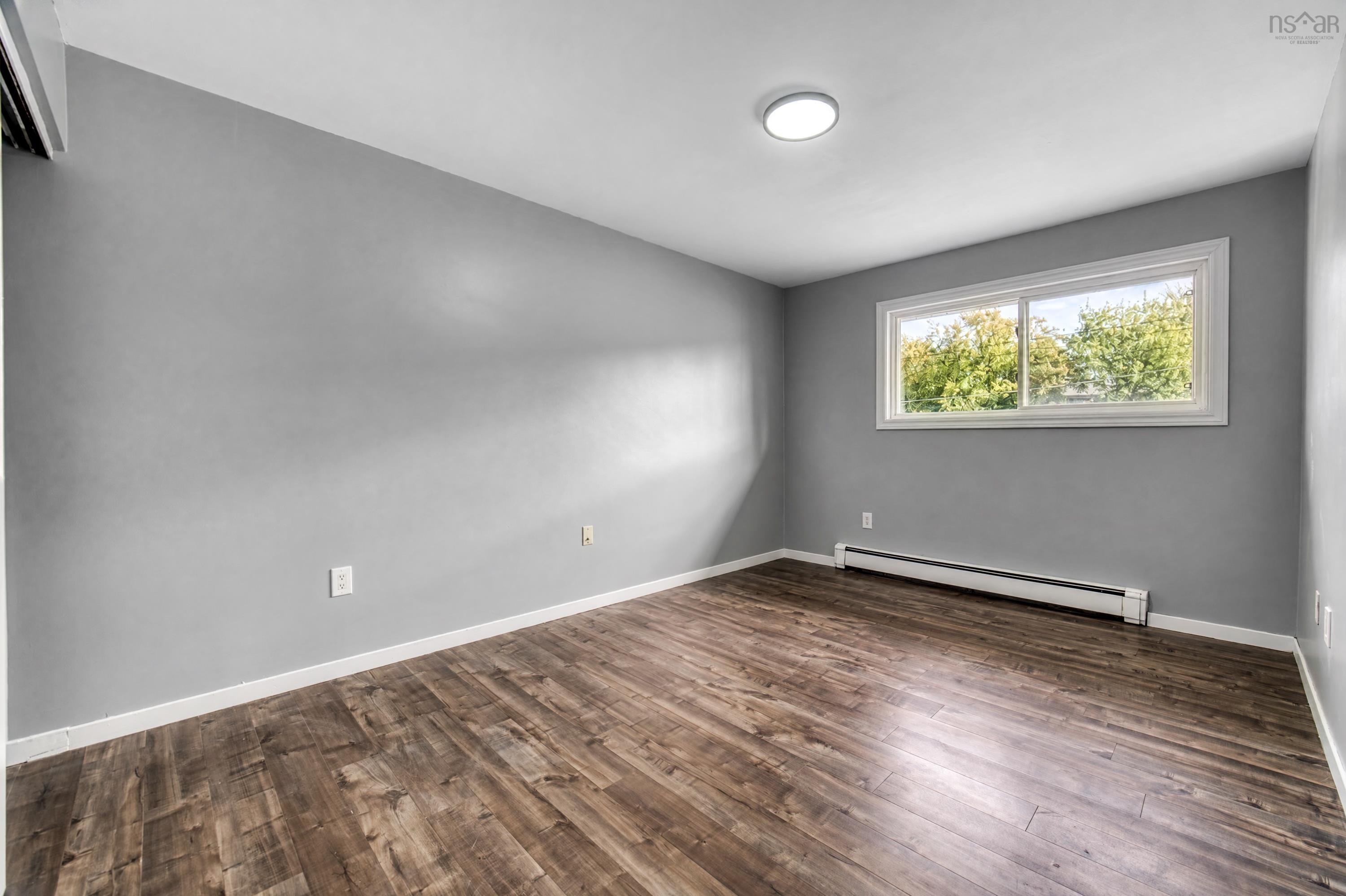 View image 11