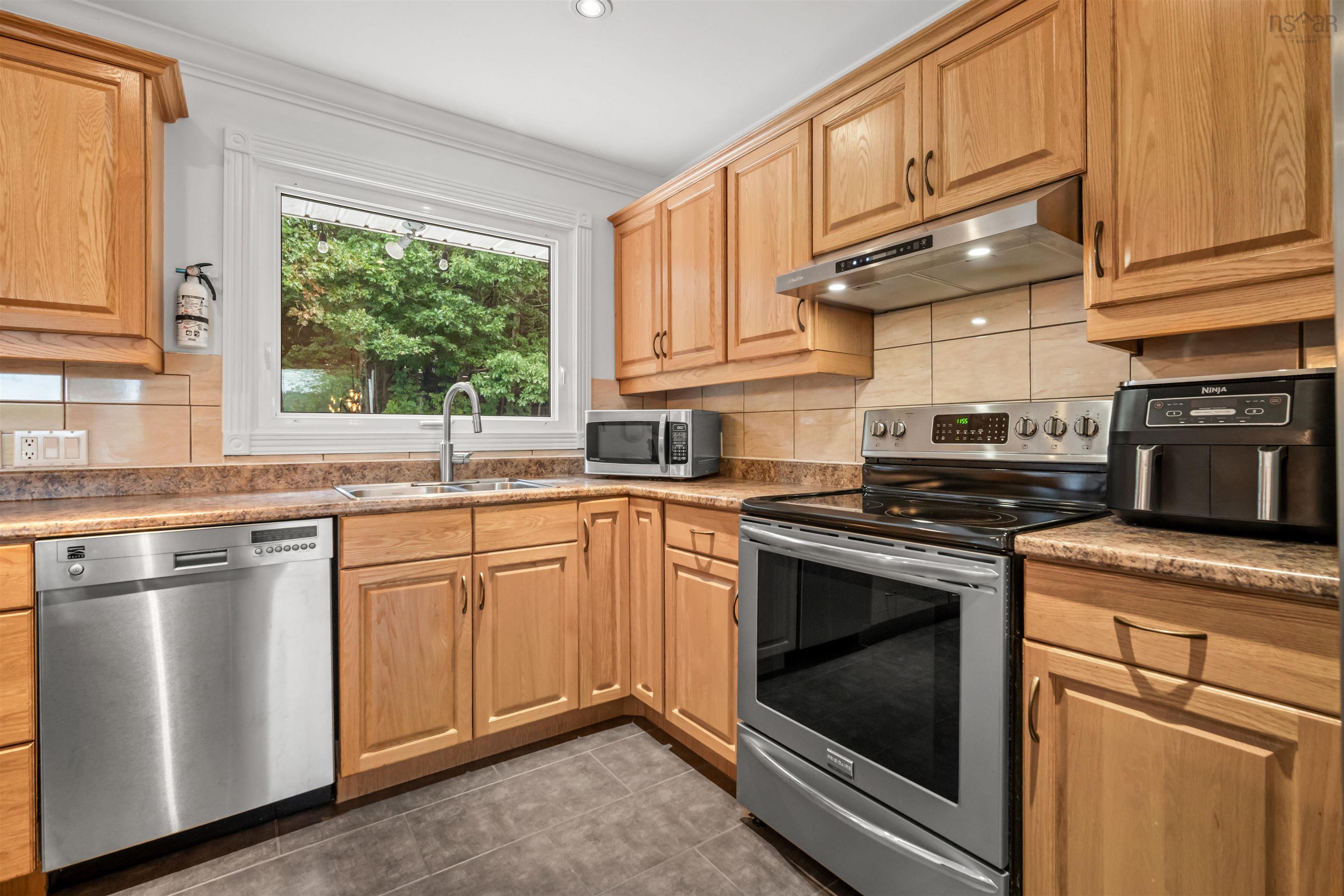 View image 18