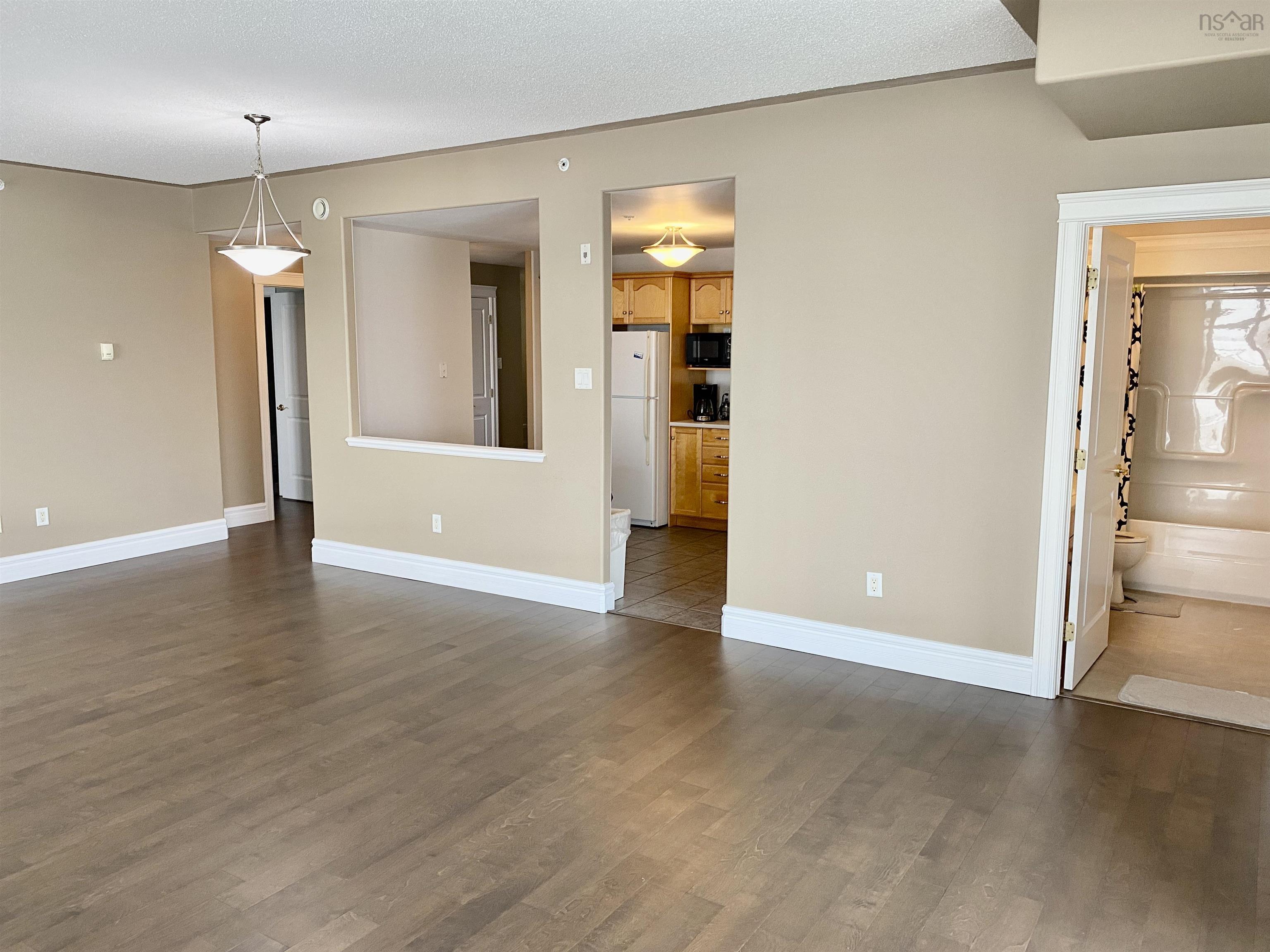 View image 12