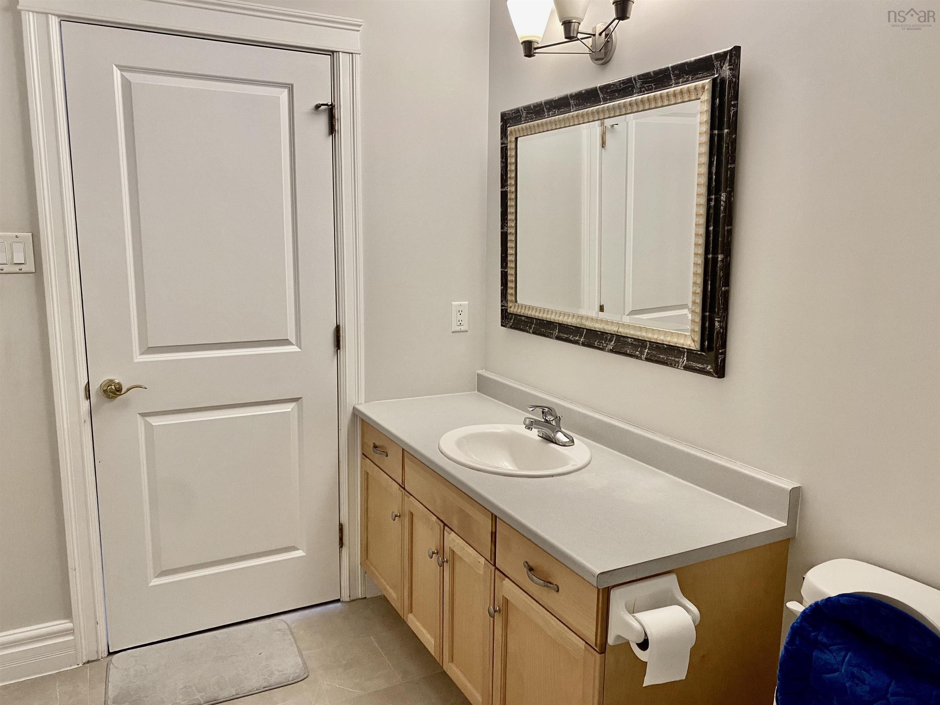 View image 18