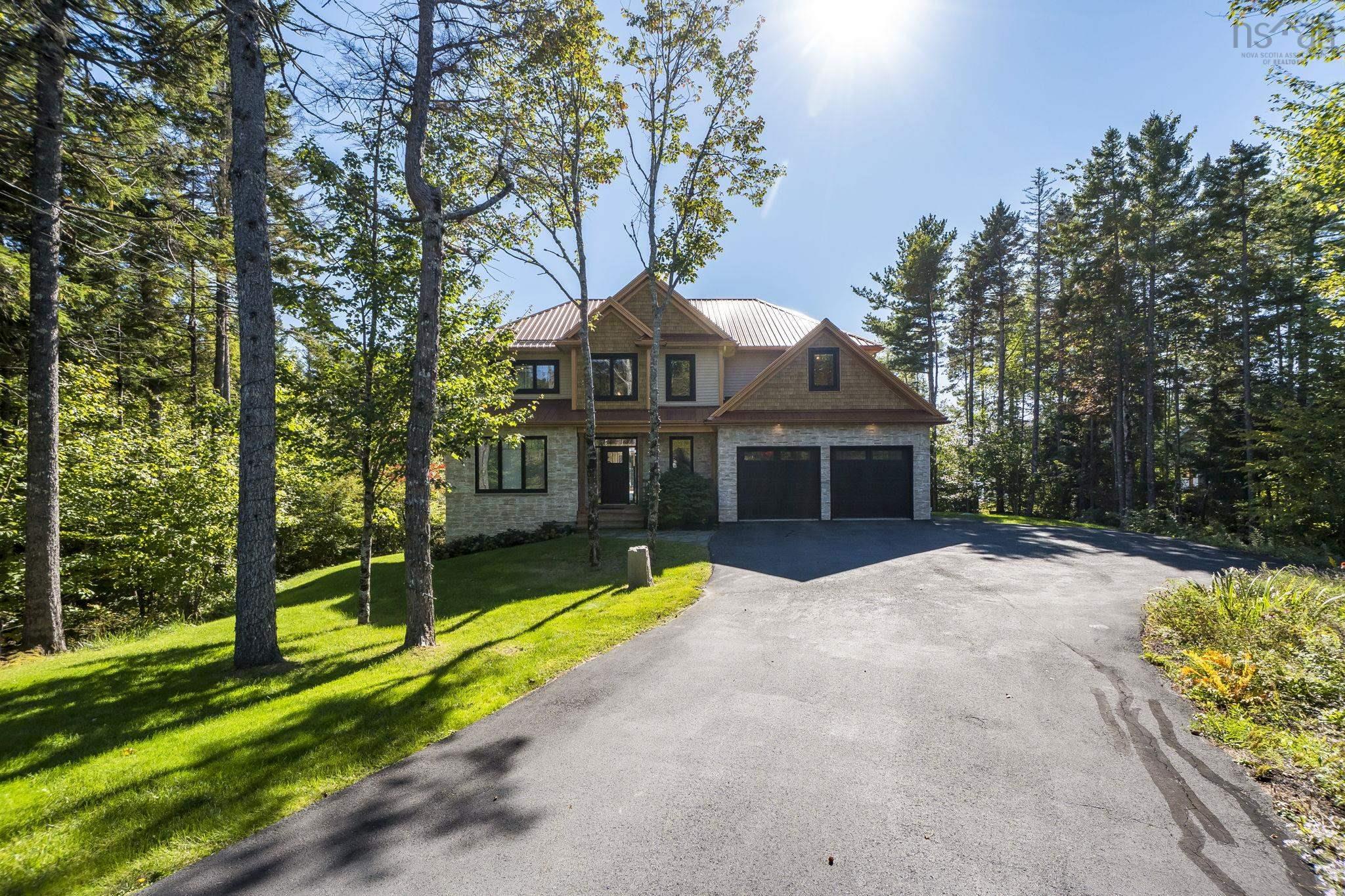 Thumbnail image for 460 McCabe Lake Drive MLS<sup>®</sup> 202624718