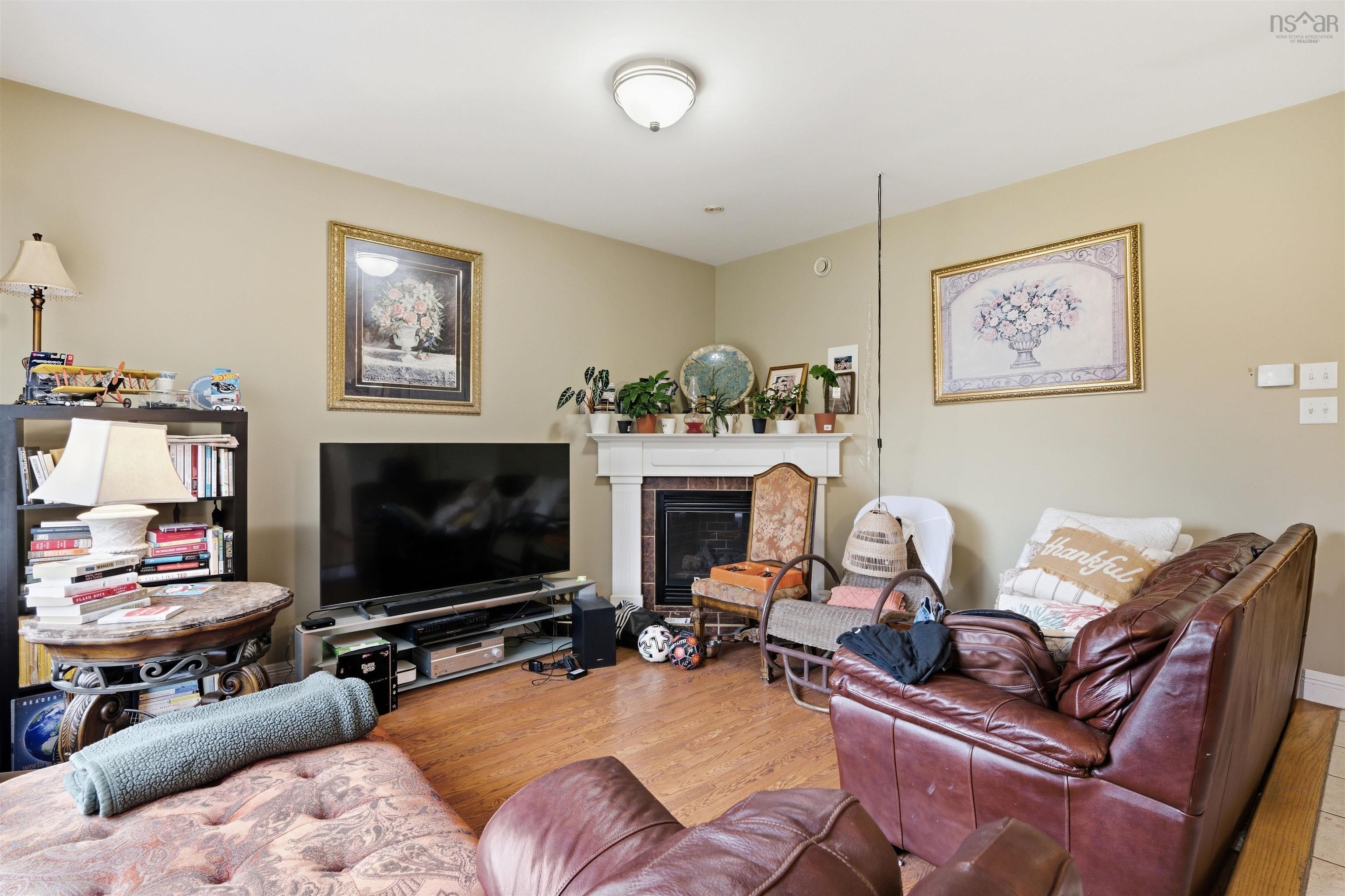 View image 10