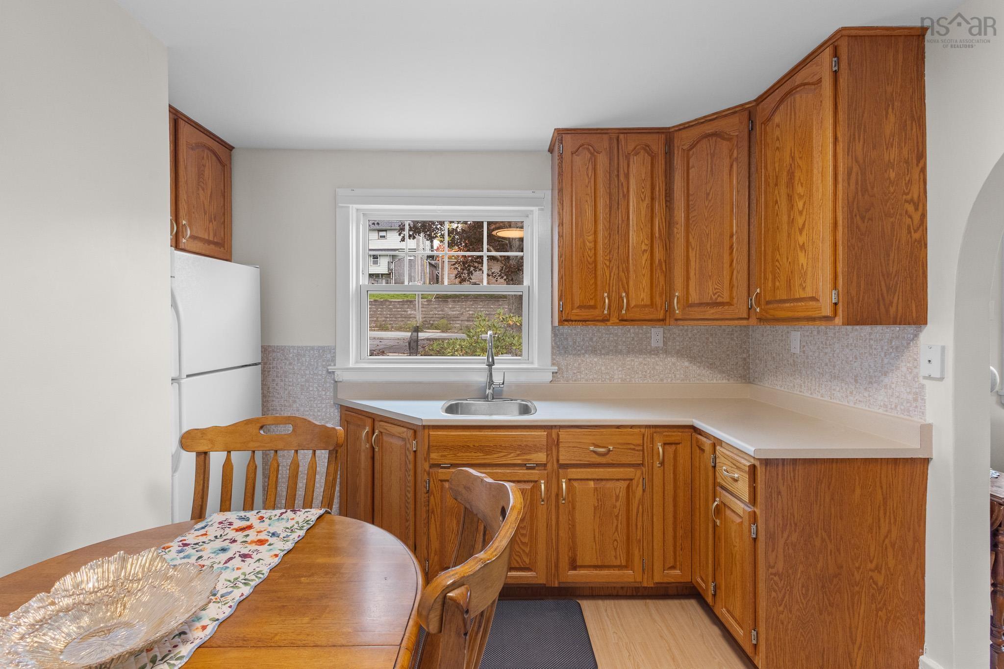 View image 11