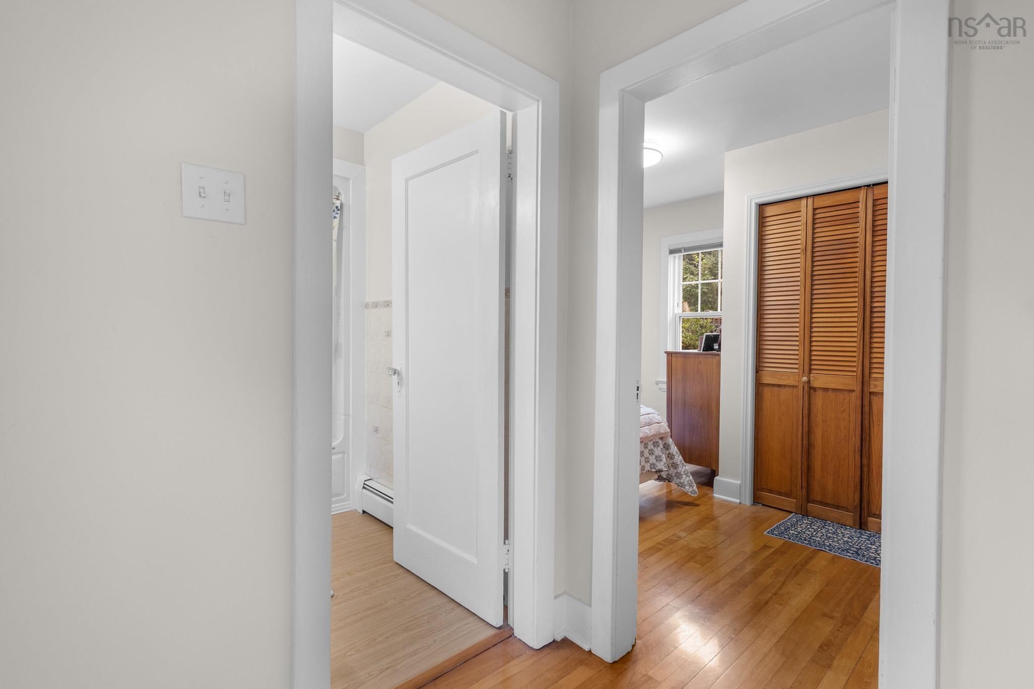 View image 18