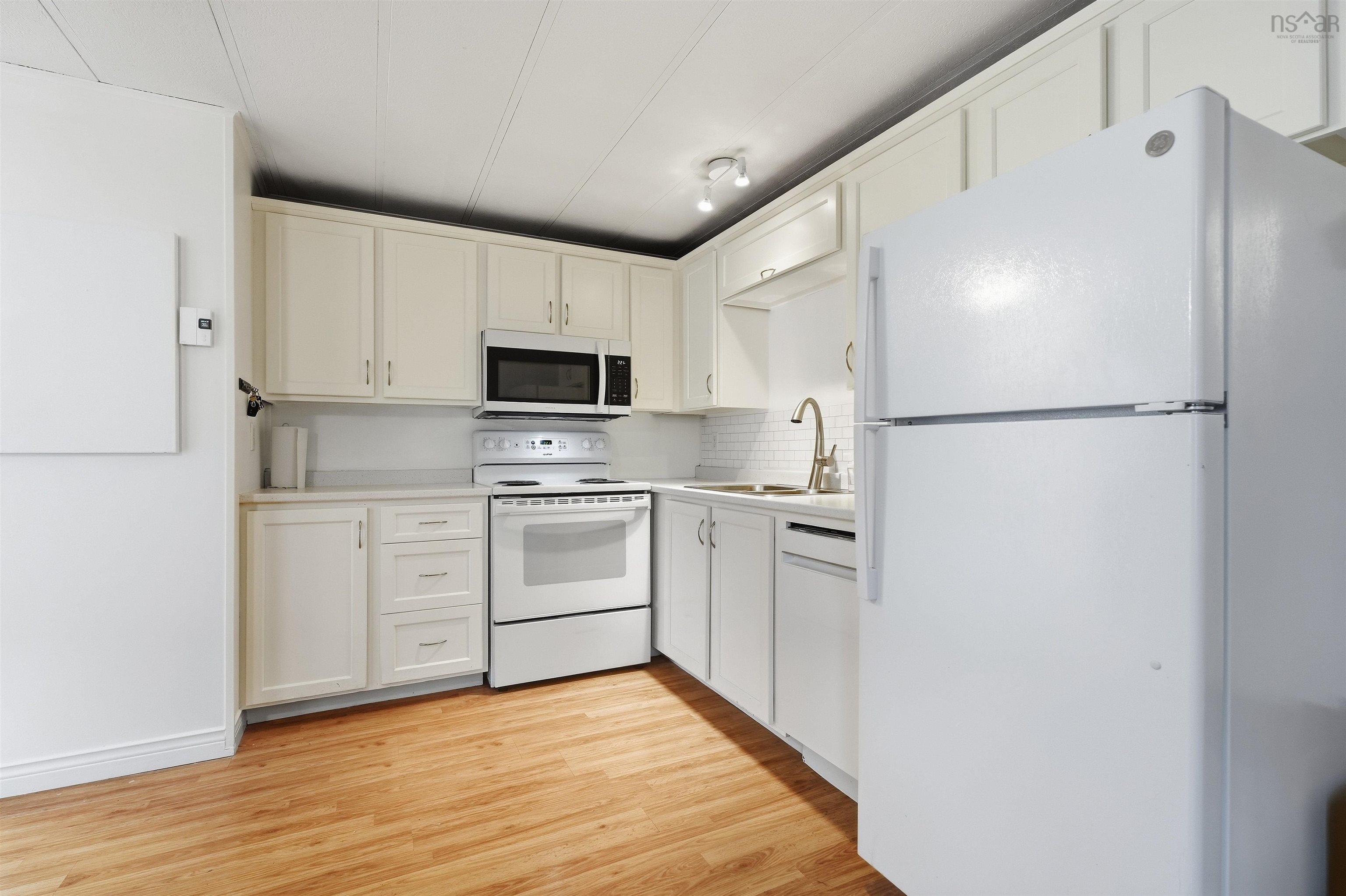 View image 15