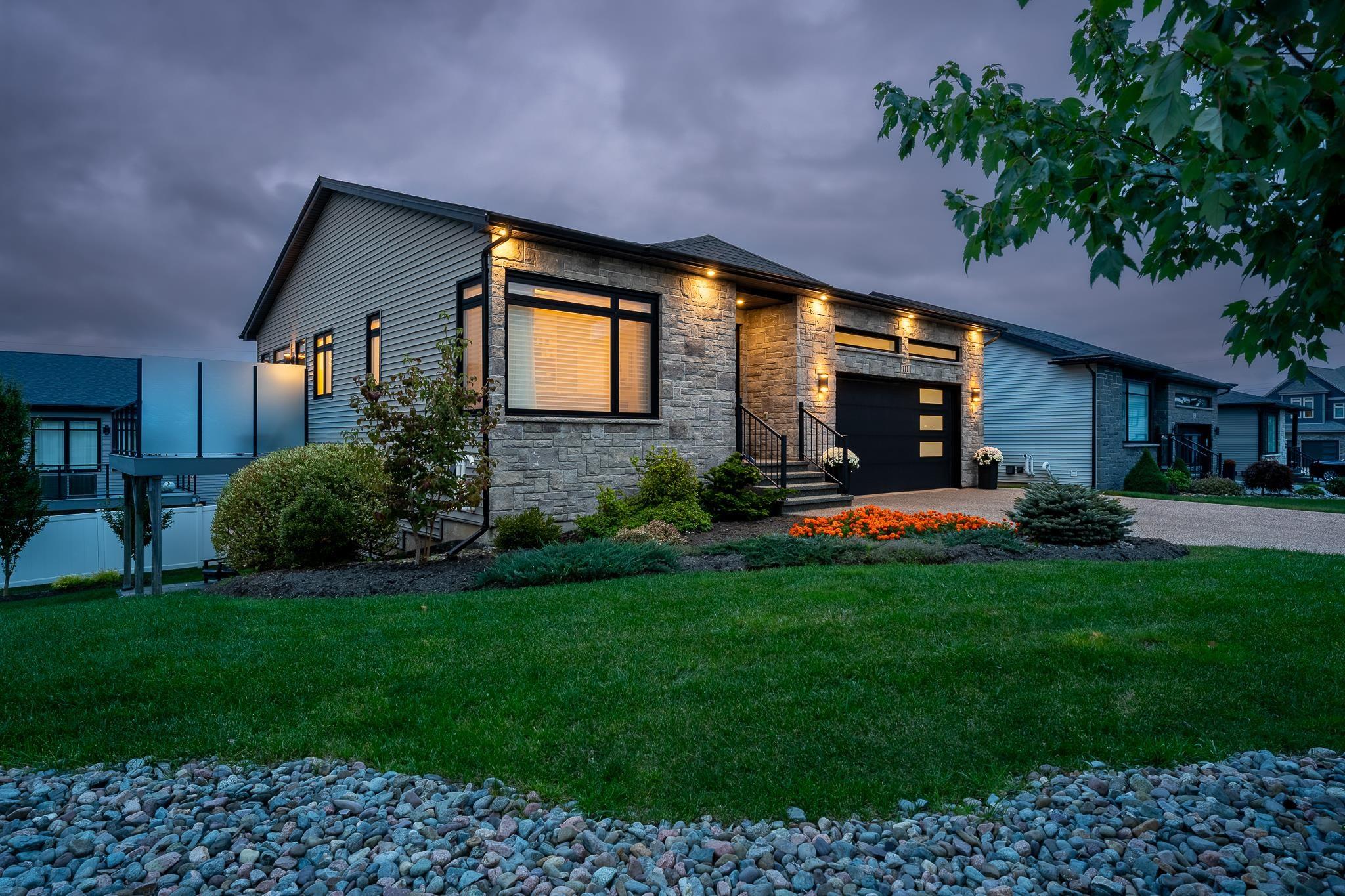 Thumbnail image for 111 Theresa McNeil Grove MLS<sup>®</sup> 202624794