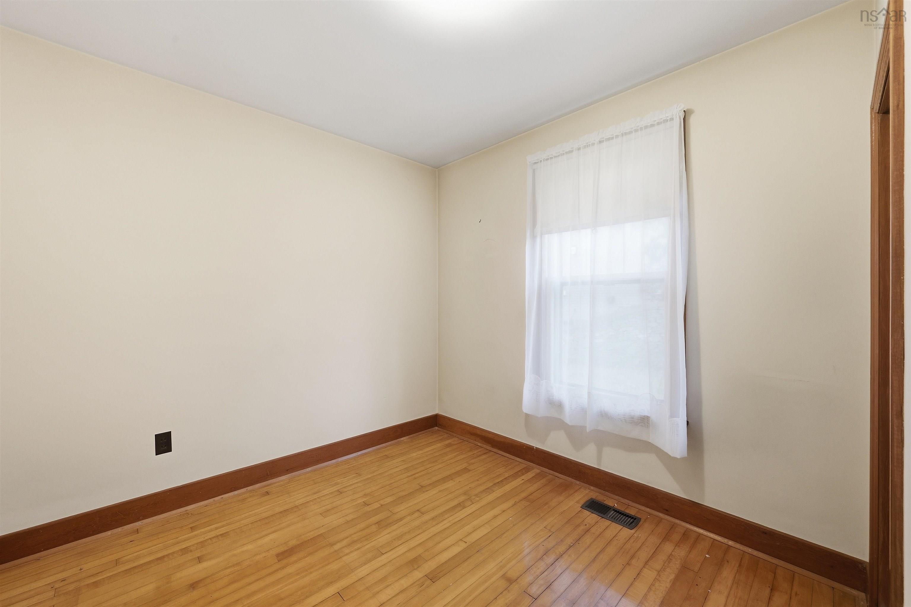 View image 10