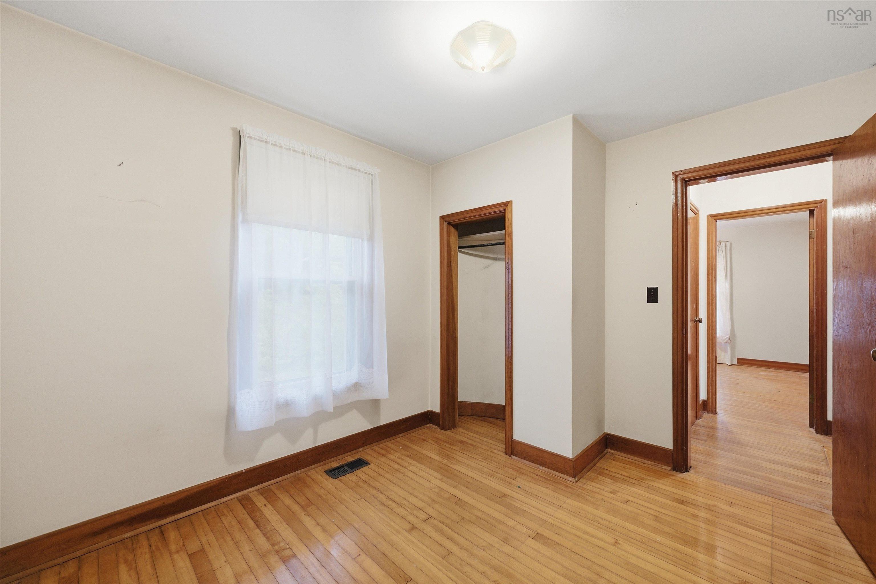 View image 11