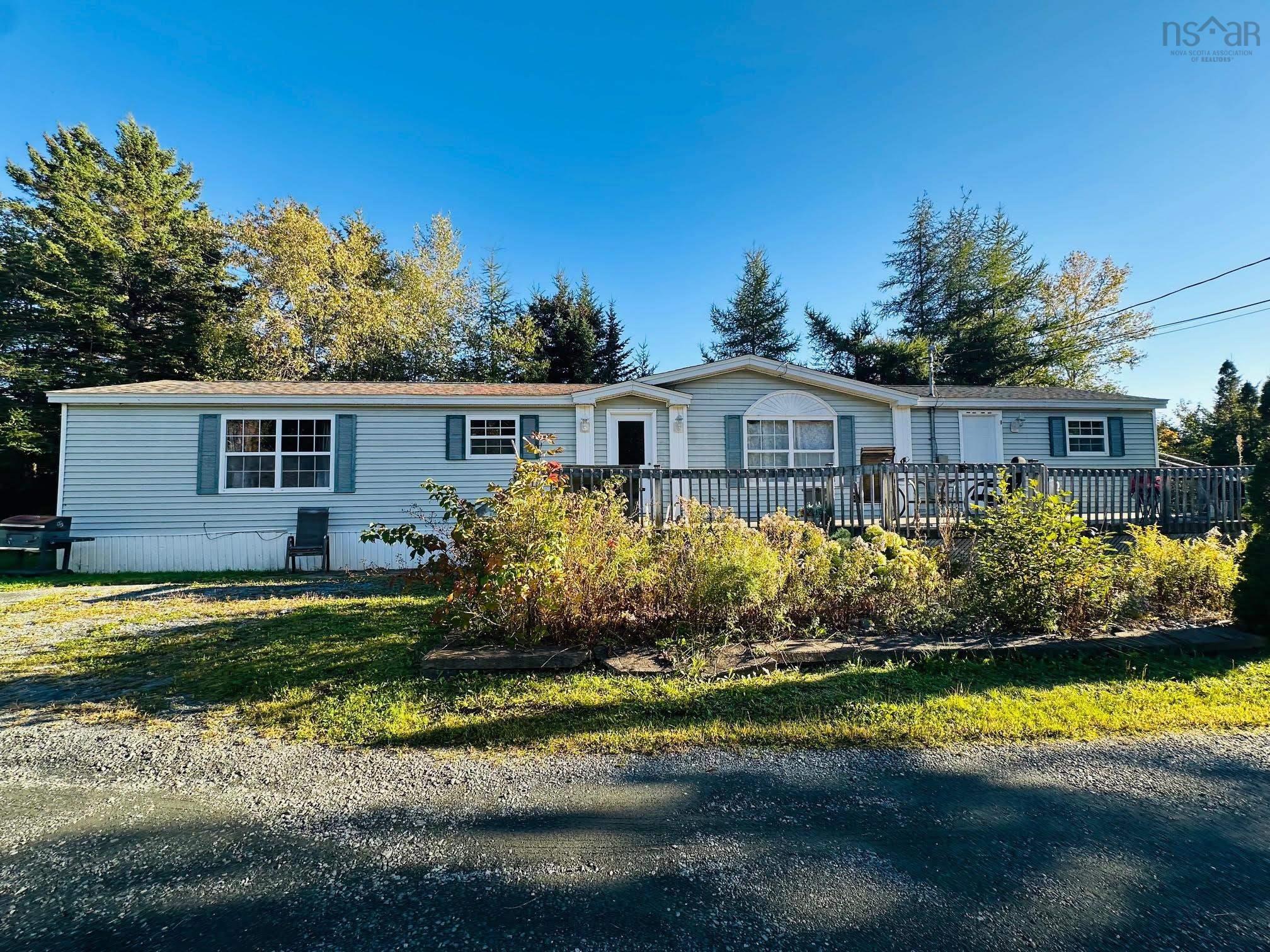 Thumbnail image for 97 BRIAN Street MLS<sup>®</sup> 202624817