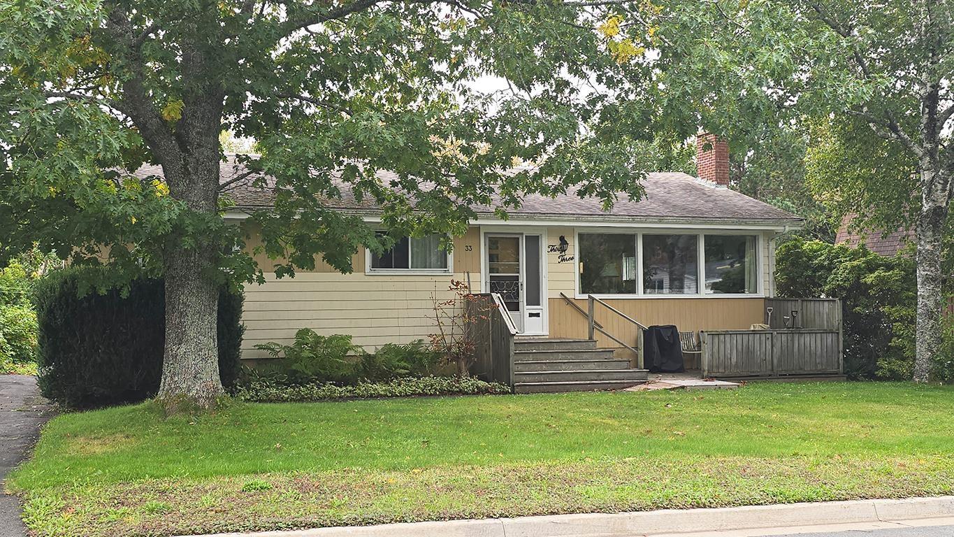 Thumbnail image for 33 Anderson Street MLS<sup>®</sup> 202624826