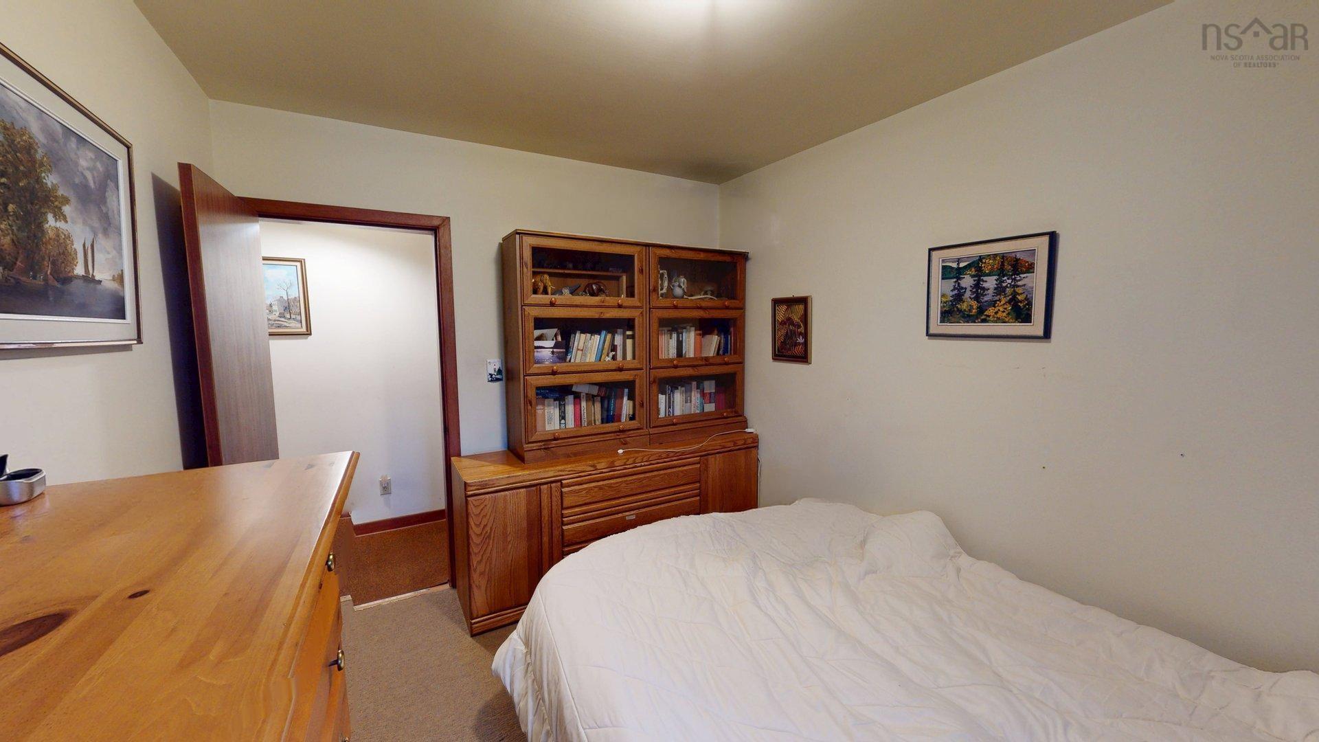 View image 9