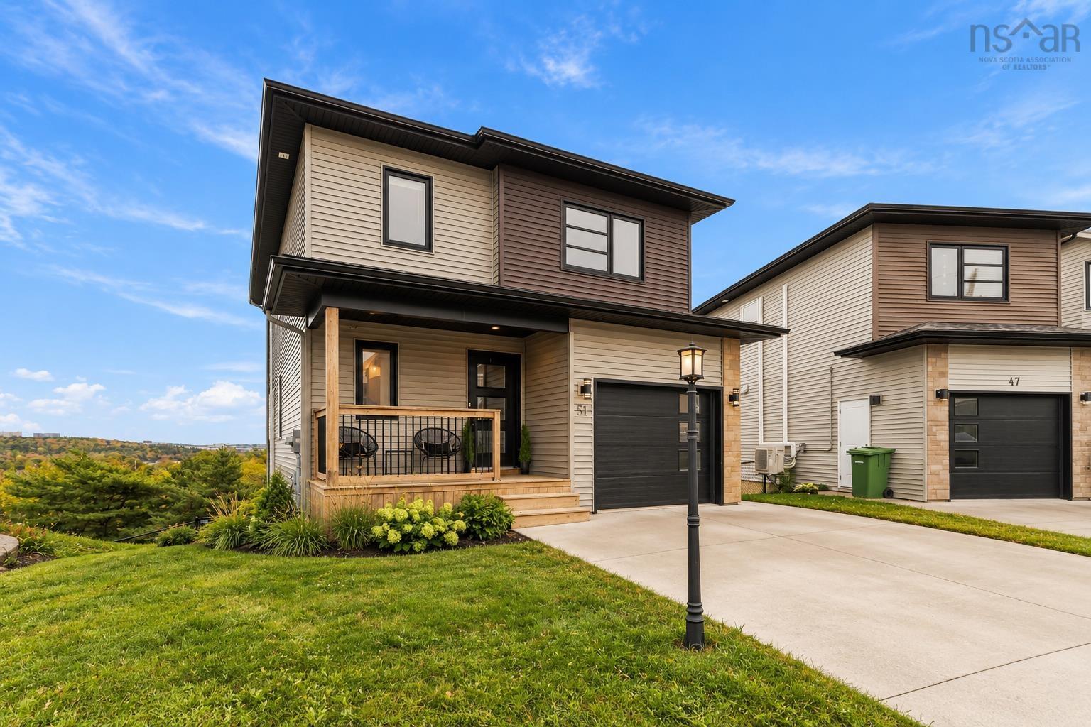 Thumbnail image for 51 Sienna Court MLS<sup>®</sup> 202624867