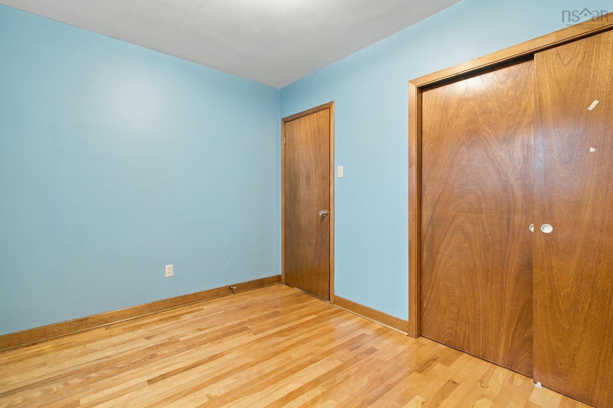 View image 17