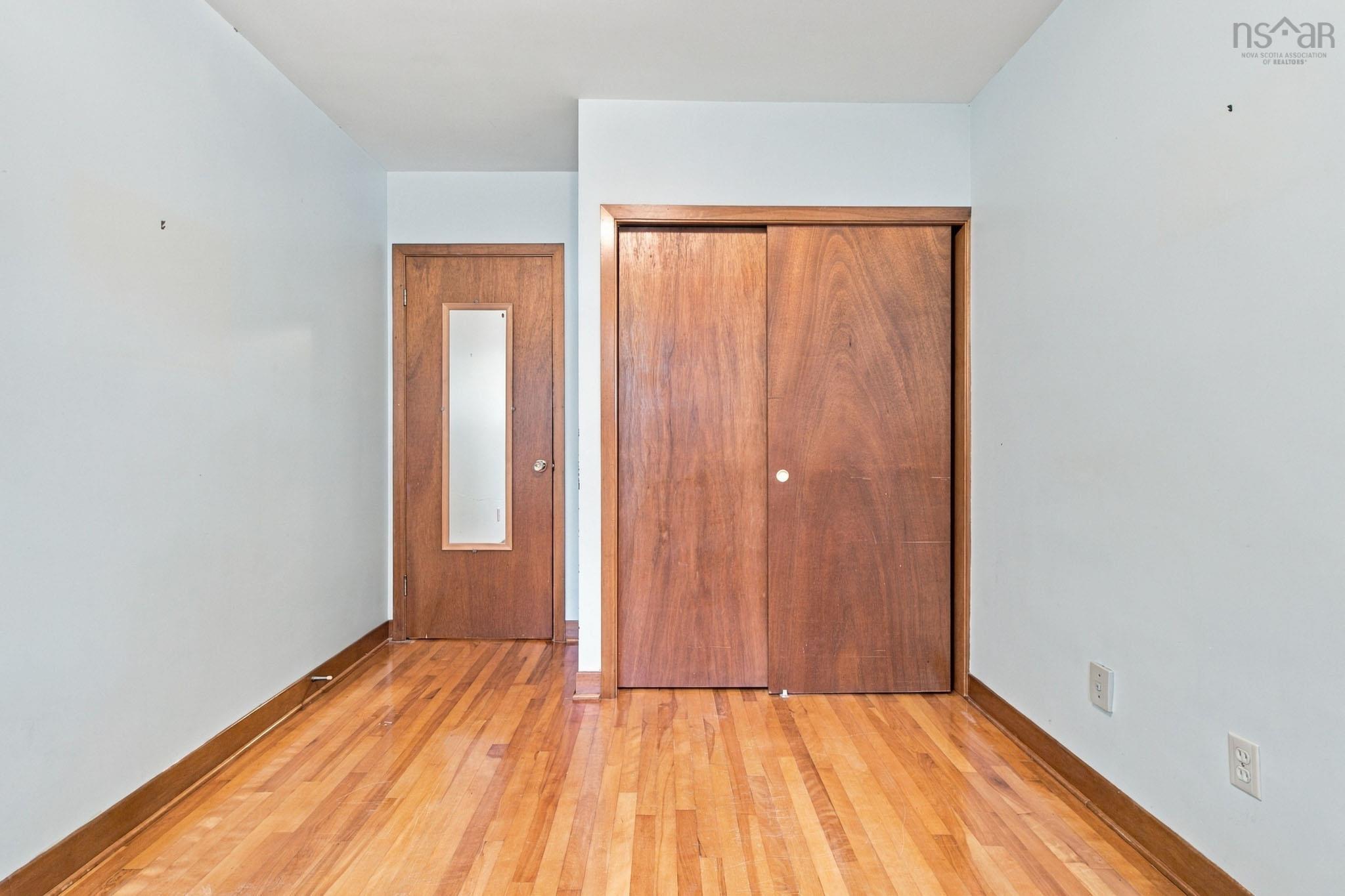 View image 19