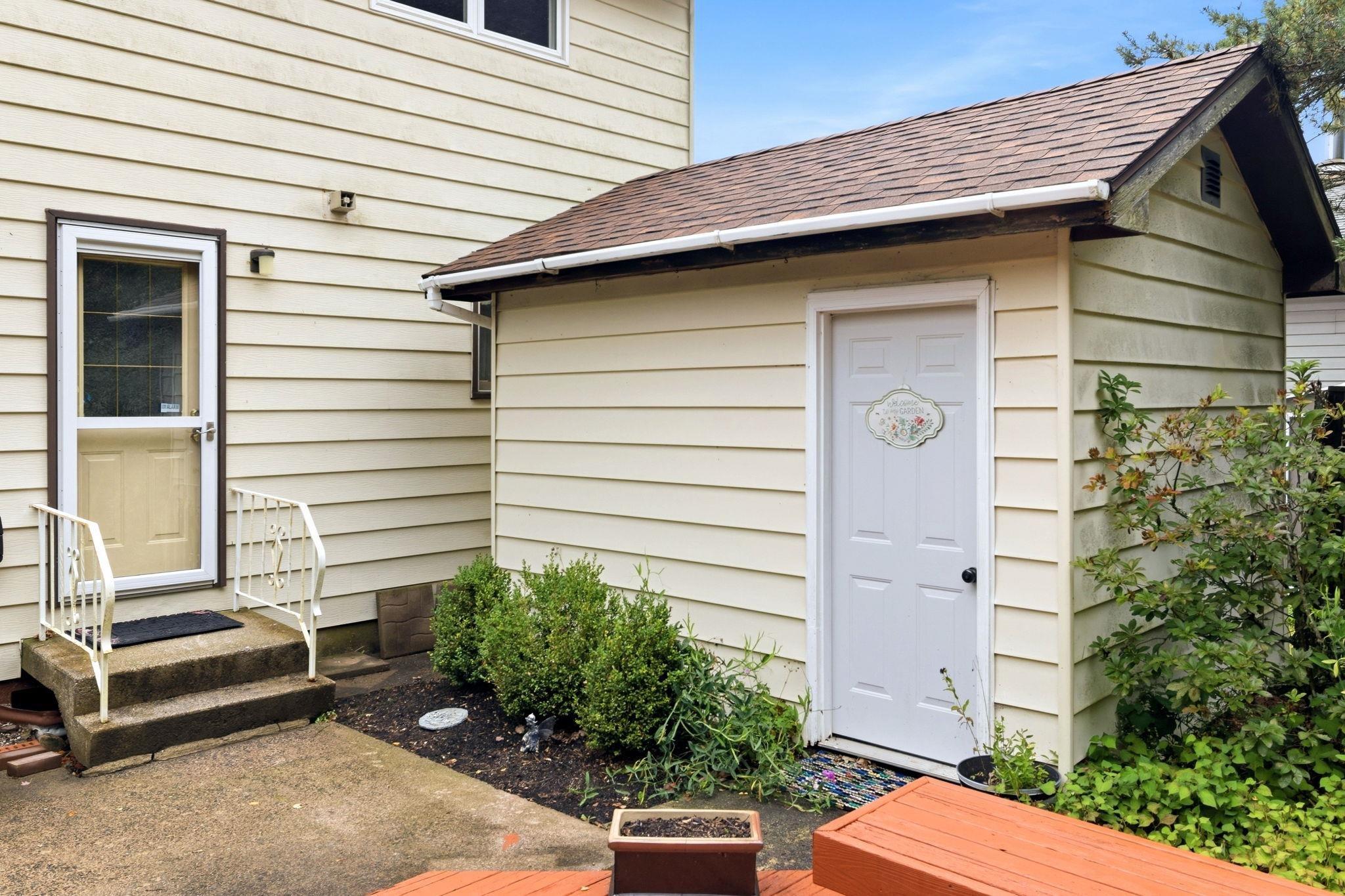 View image 28