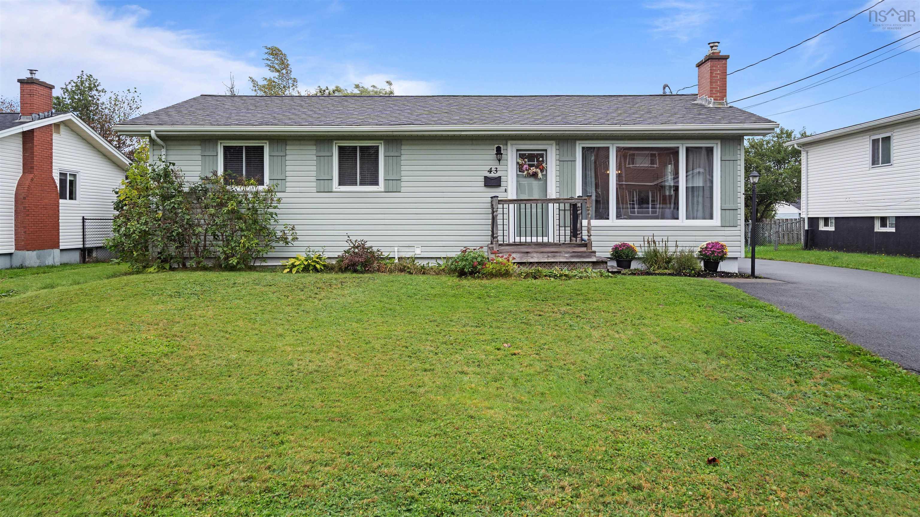 Thumbnail image for 43 Chittick Avenue MLS<sup>®</sup> 202624923