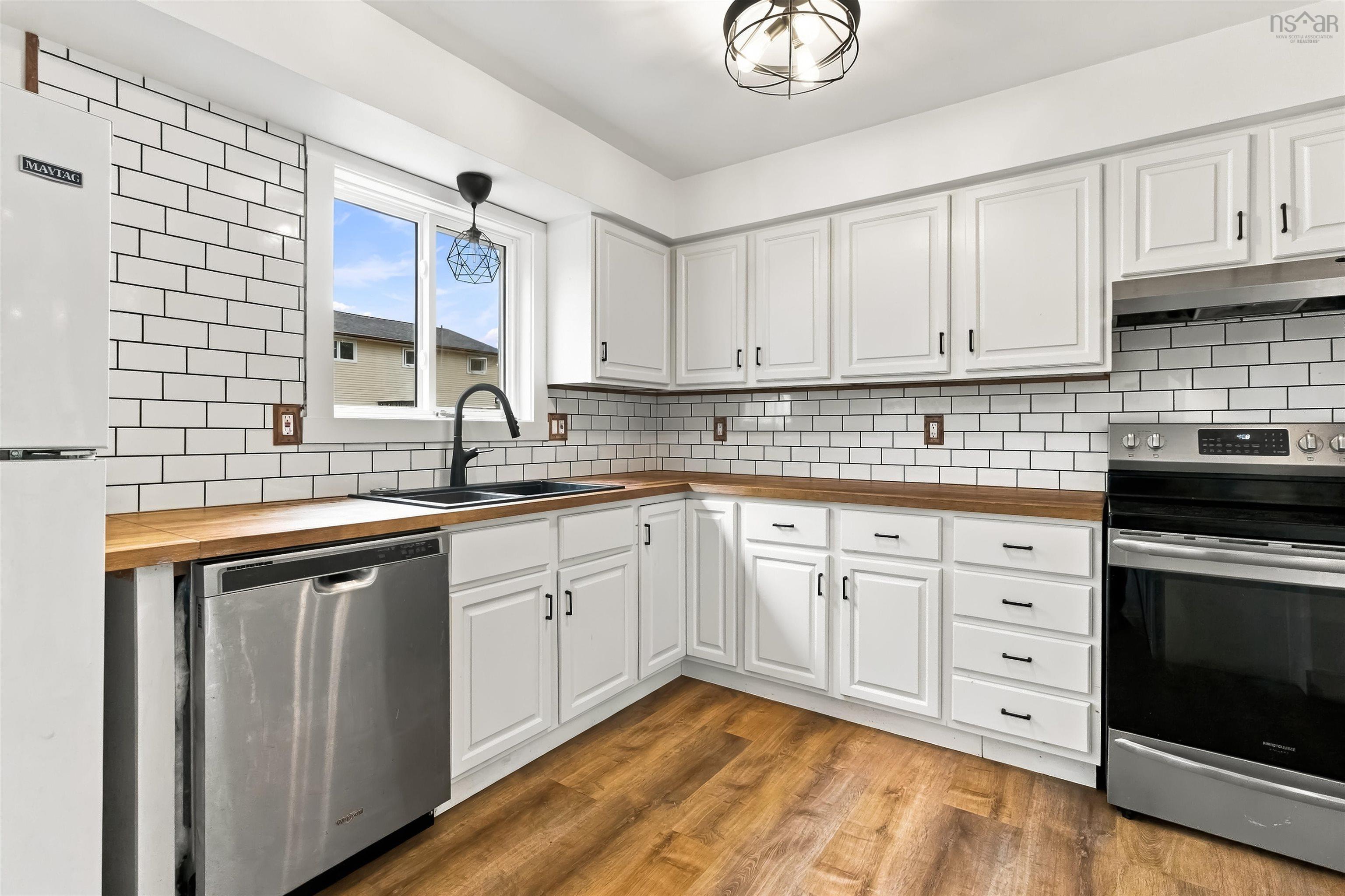 View image 18