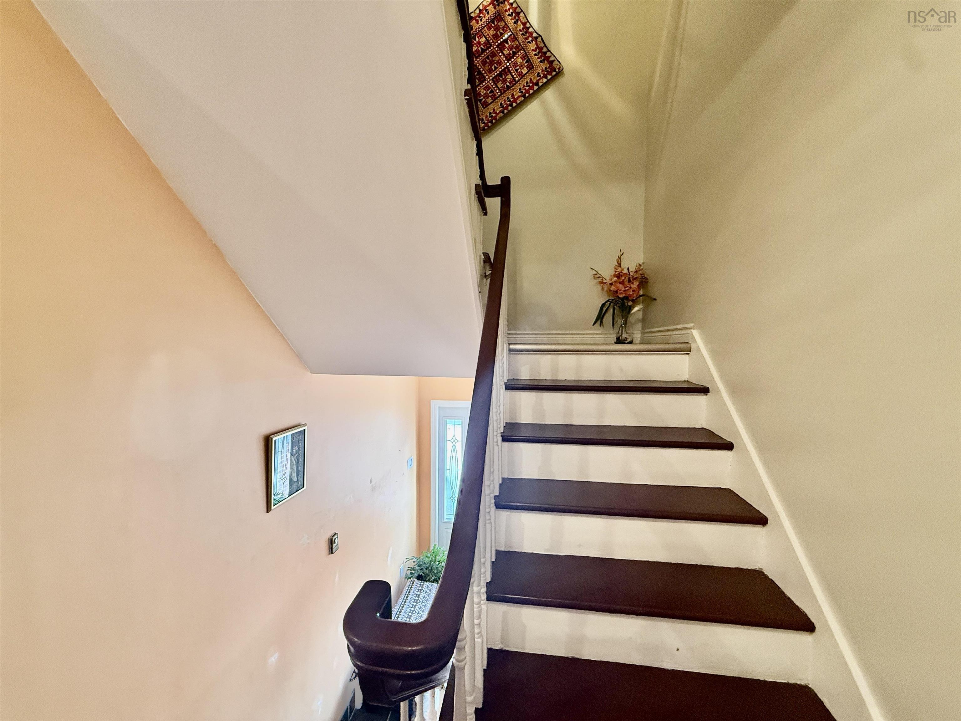 View image 12