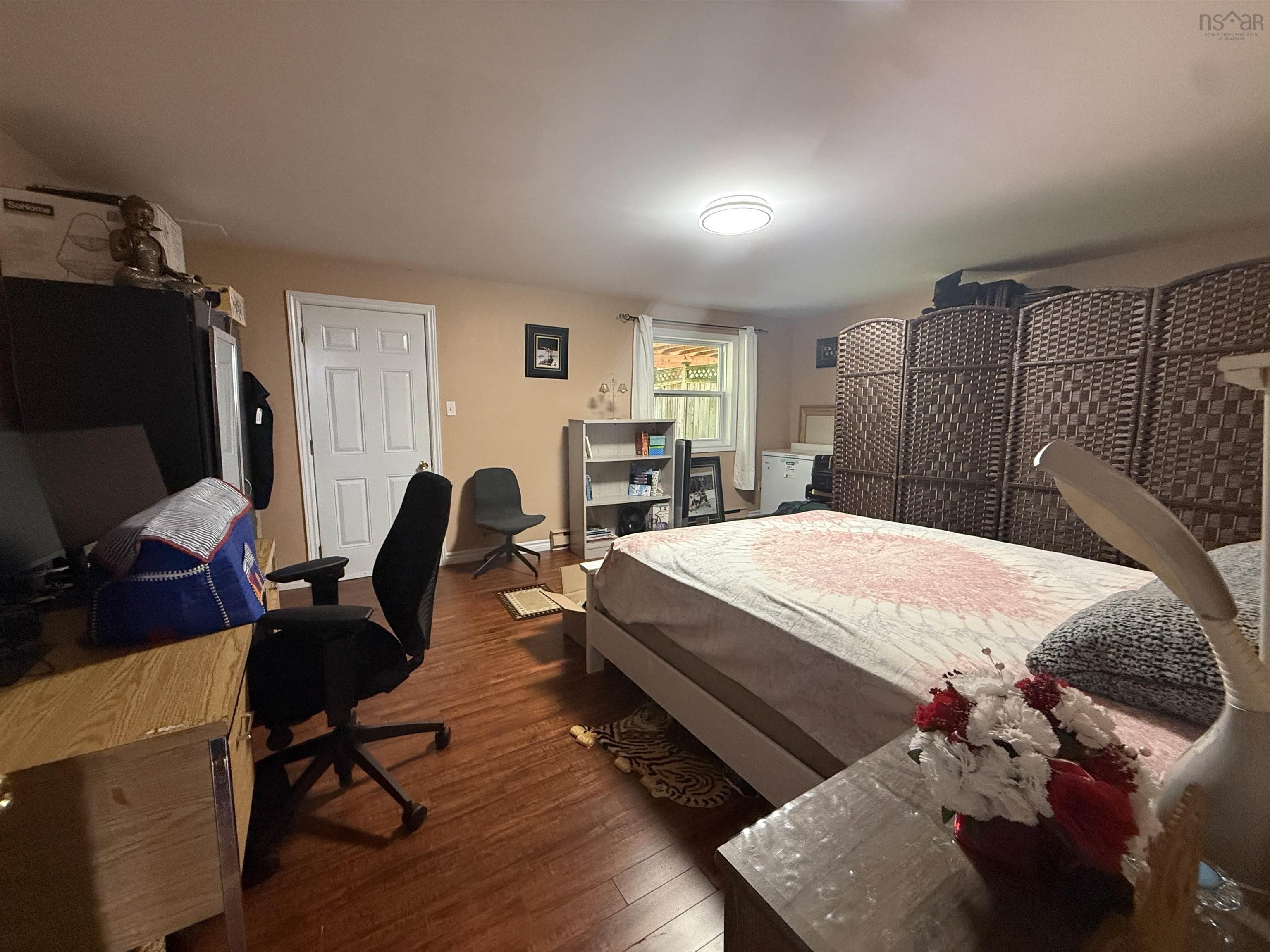 View image 23