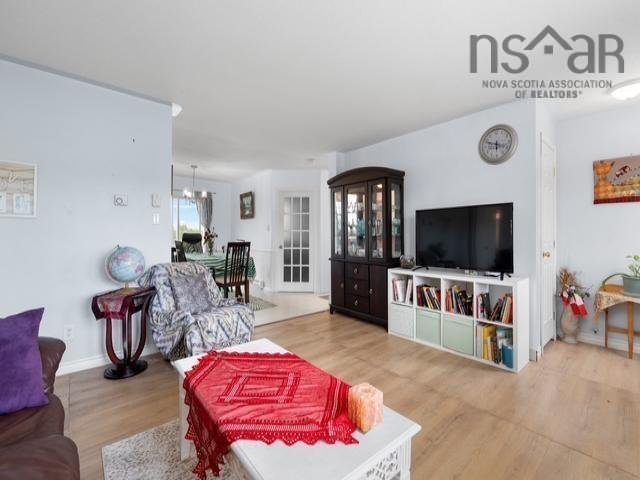 View image 17
