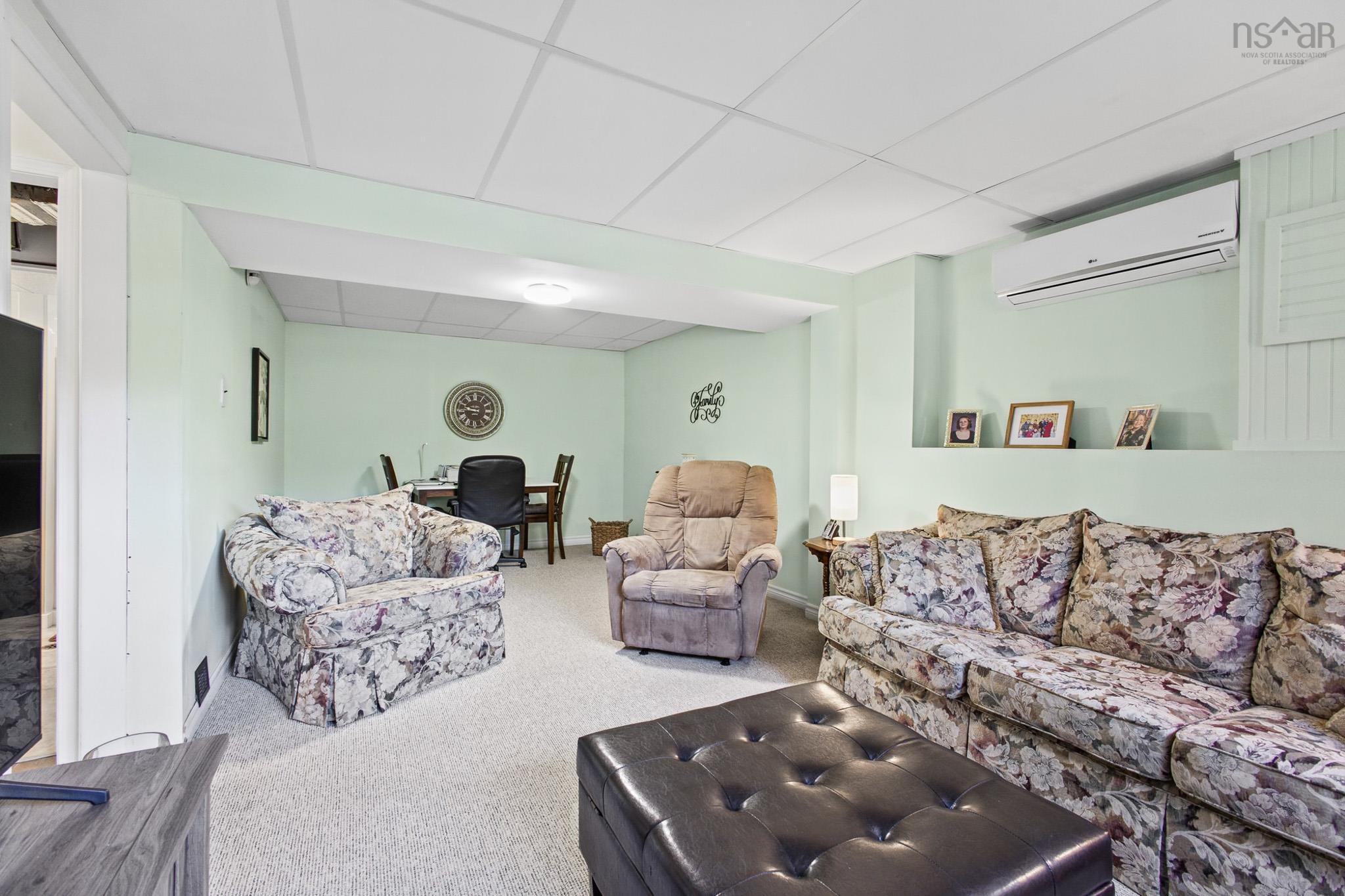 View image 17