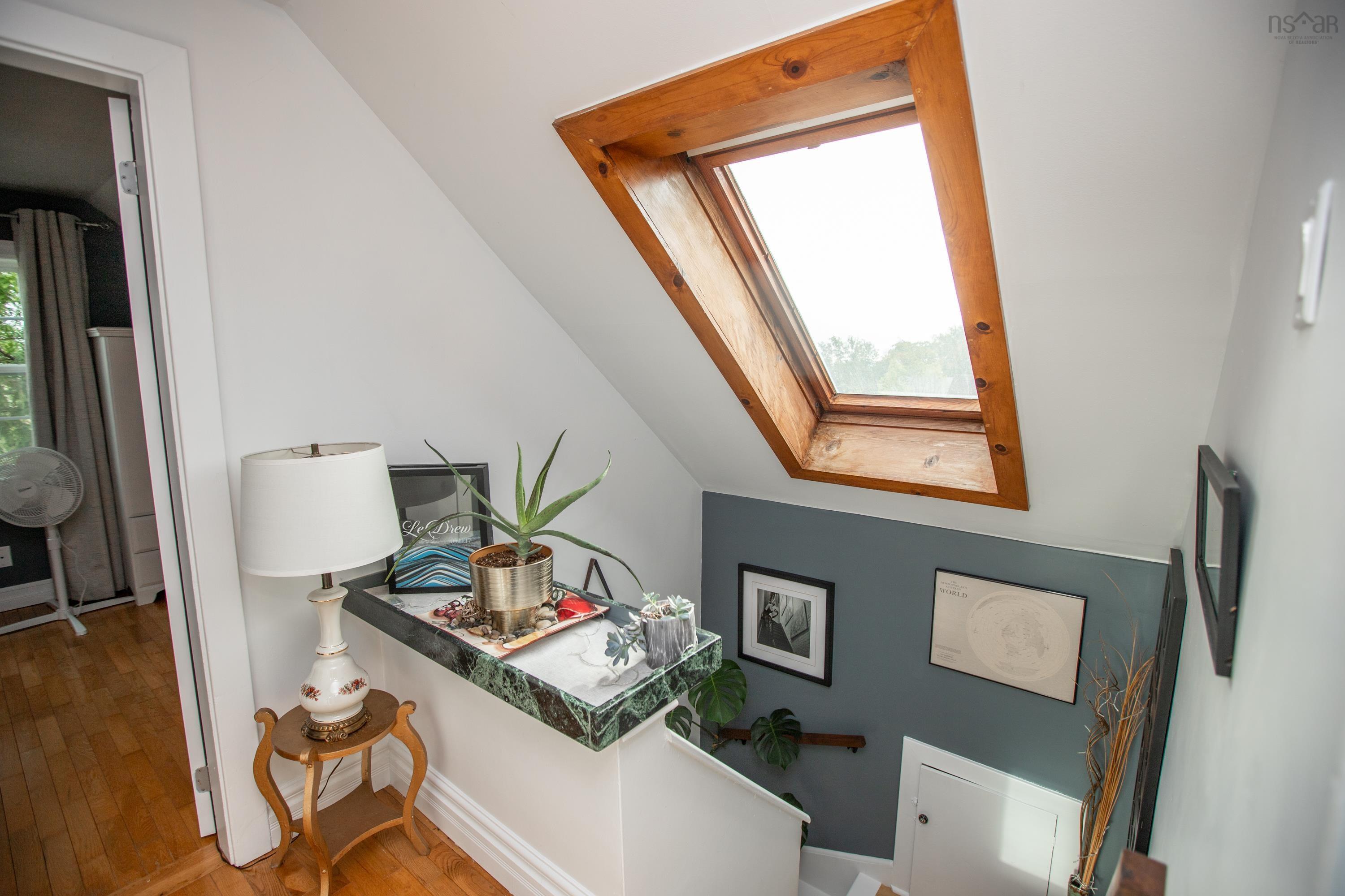 View image 11
