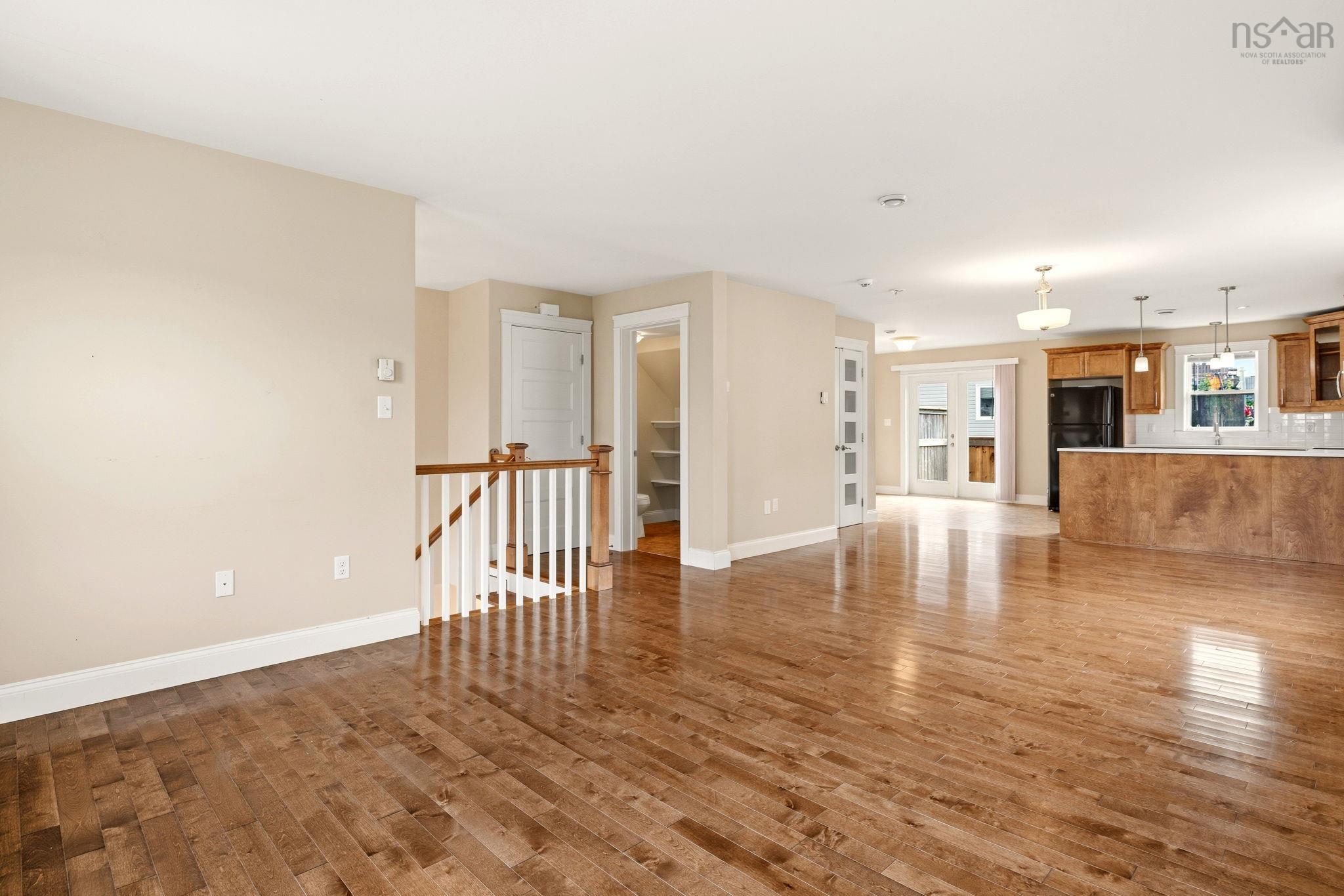 View image 10