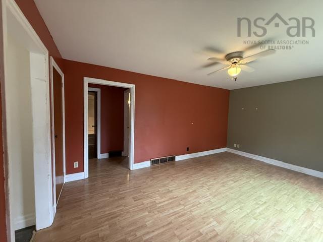 View image 16