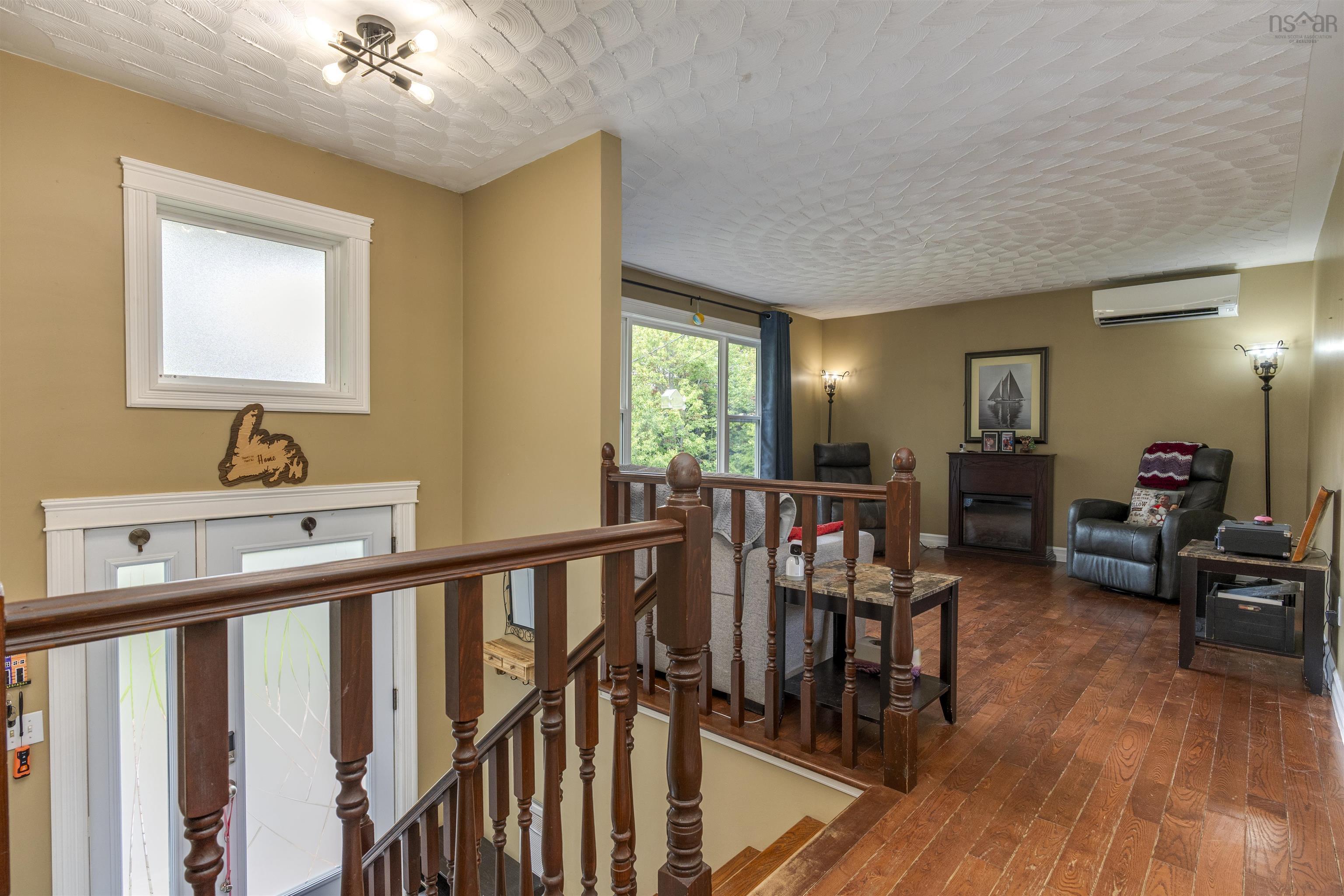 View image 8
