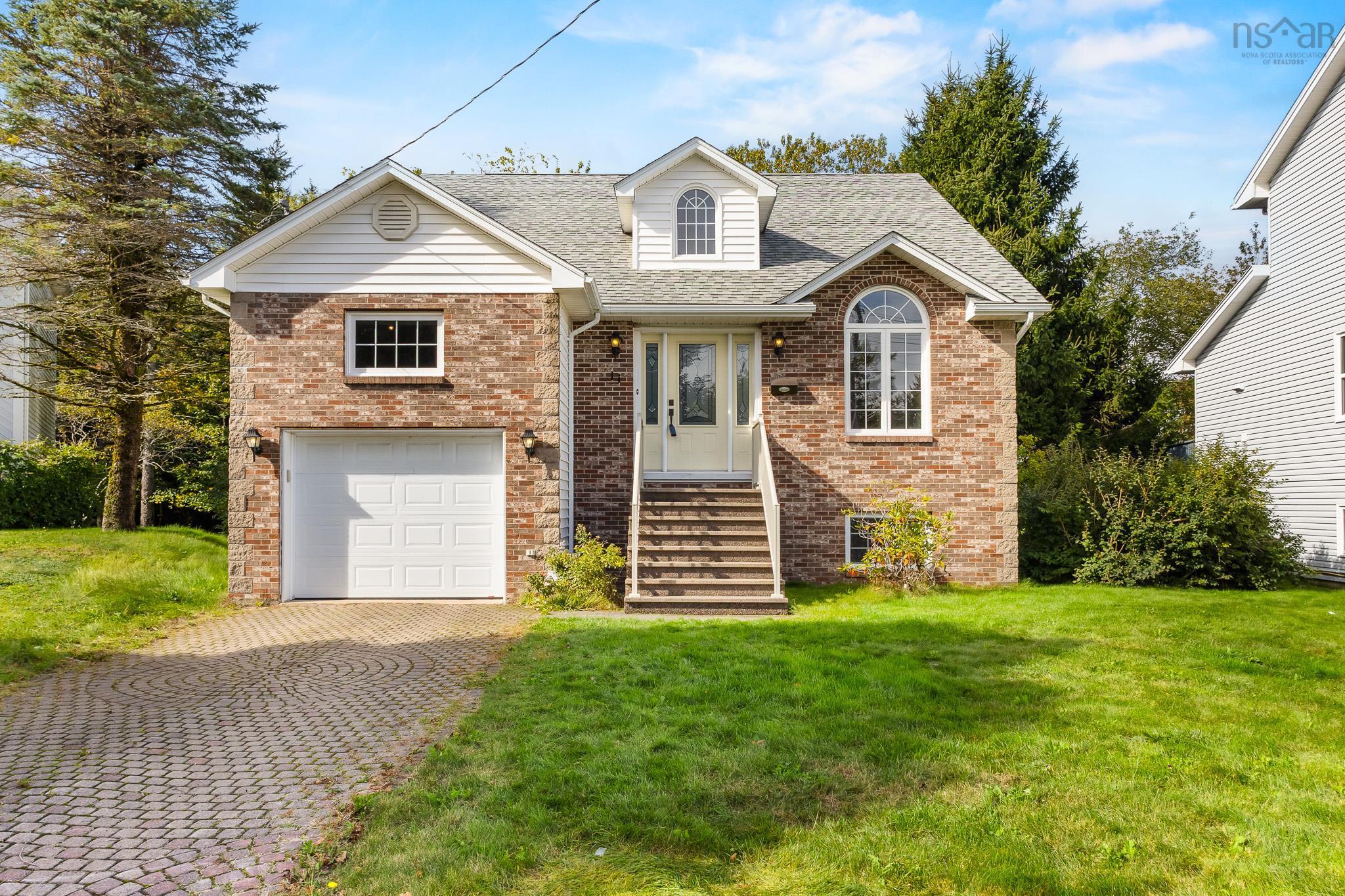 Thumbnail image for 11 Keystone Court MLS<sup>®</sup> 202625127