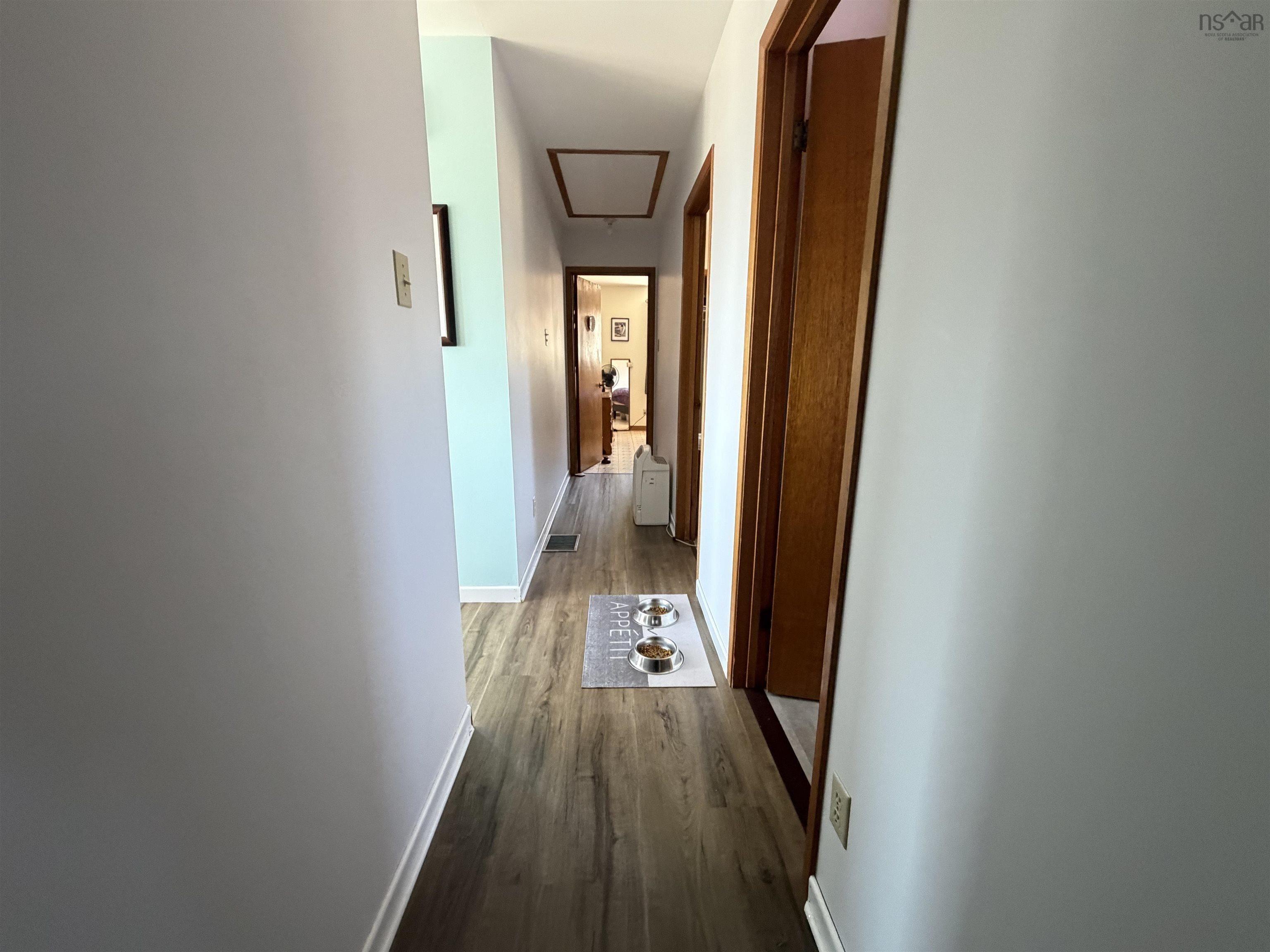 View image 18