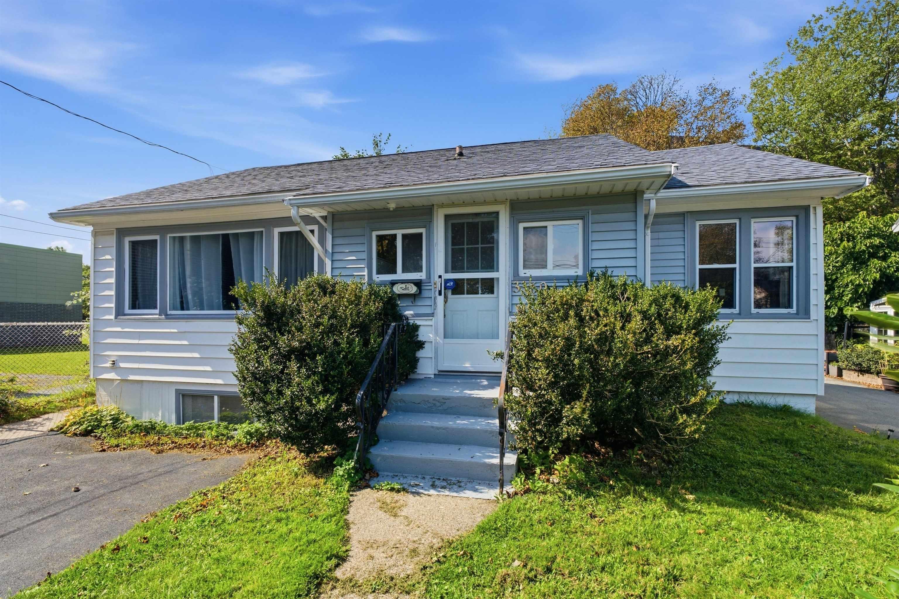 Thumbnail image for 3360 St Andrews Avenue MLS<sup>®</sup> 202625164