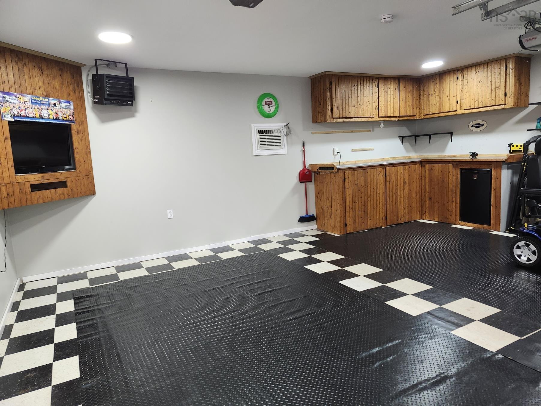 View image 16