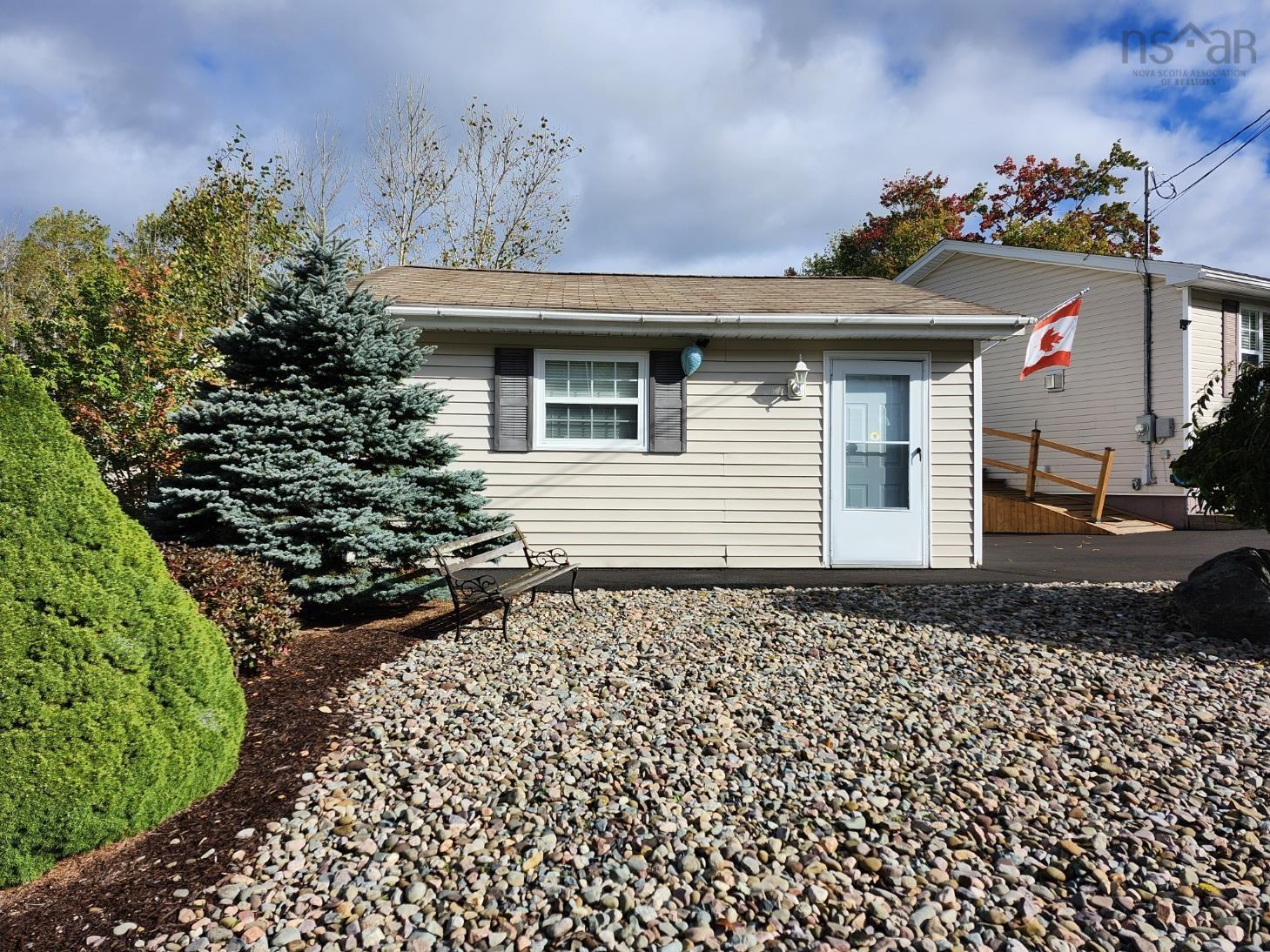 View image 17