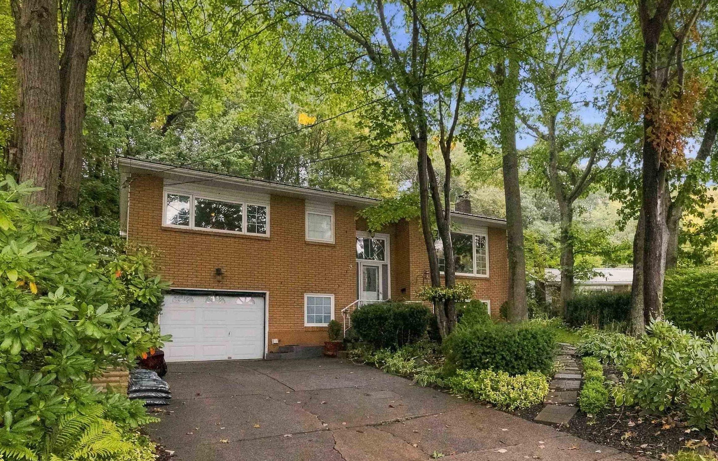 Thumbnail image for 9 Evans Court MLS<sup>®</sup> 202625224