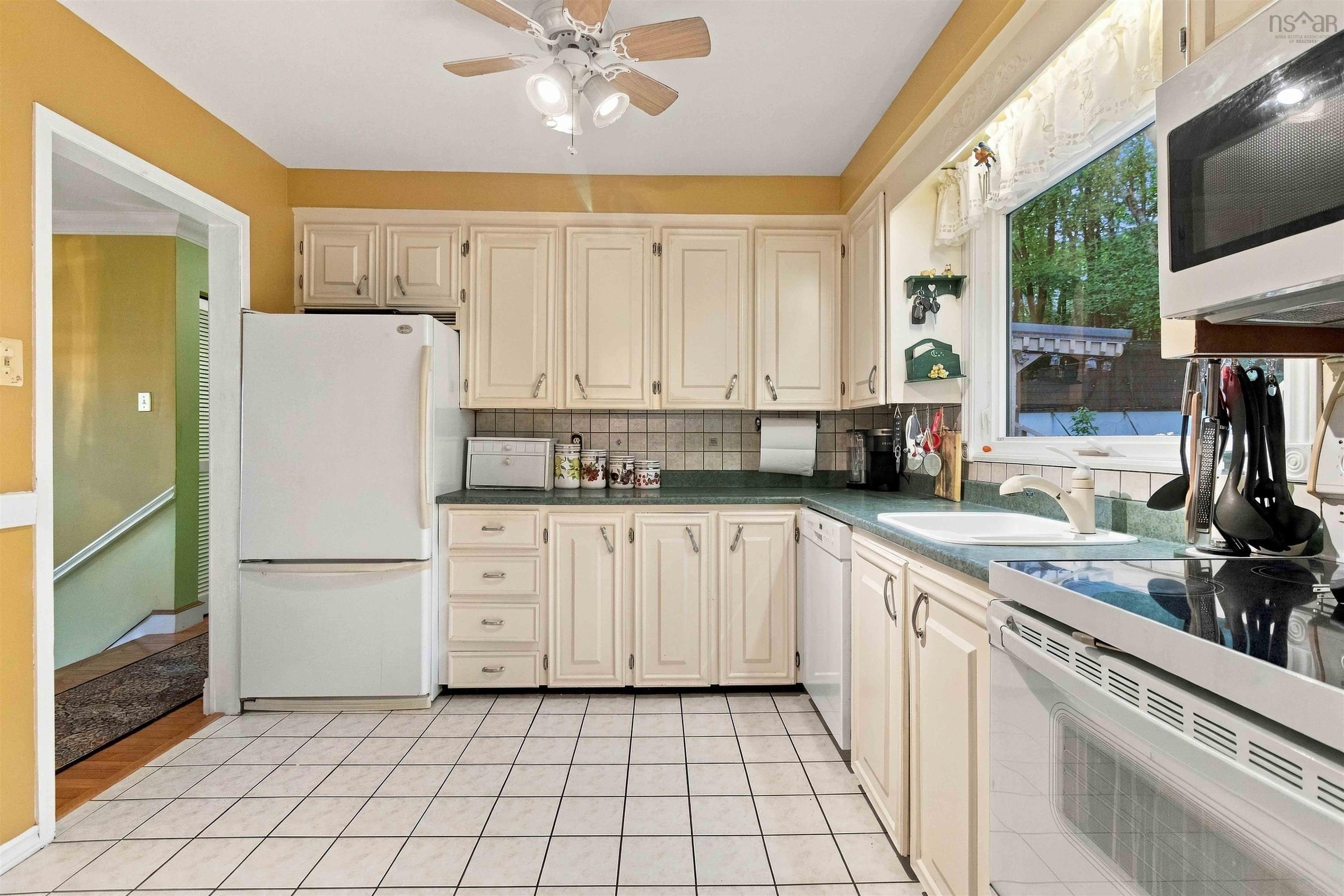 View image 16