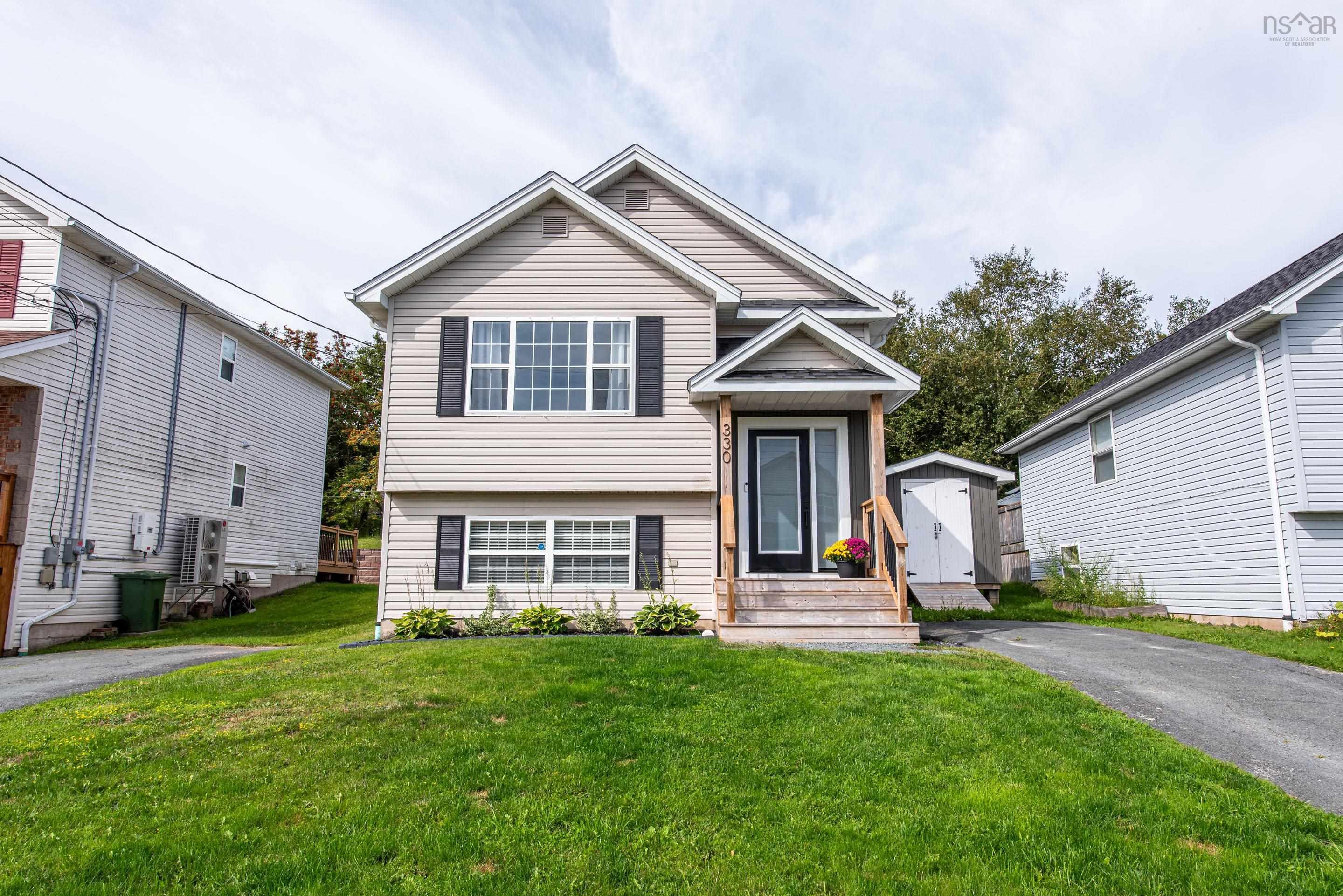 Thumbnail image for 330 Charles Road MLS<sup>®</sup> 202625227