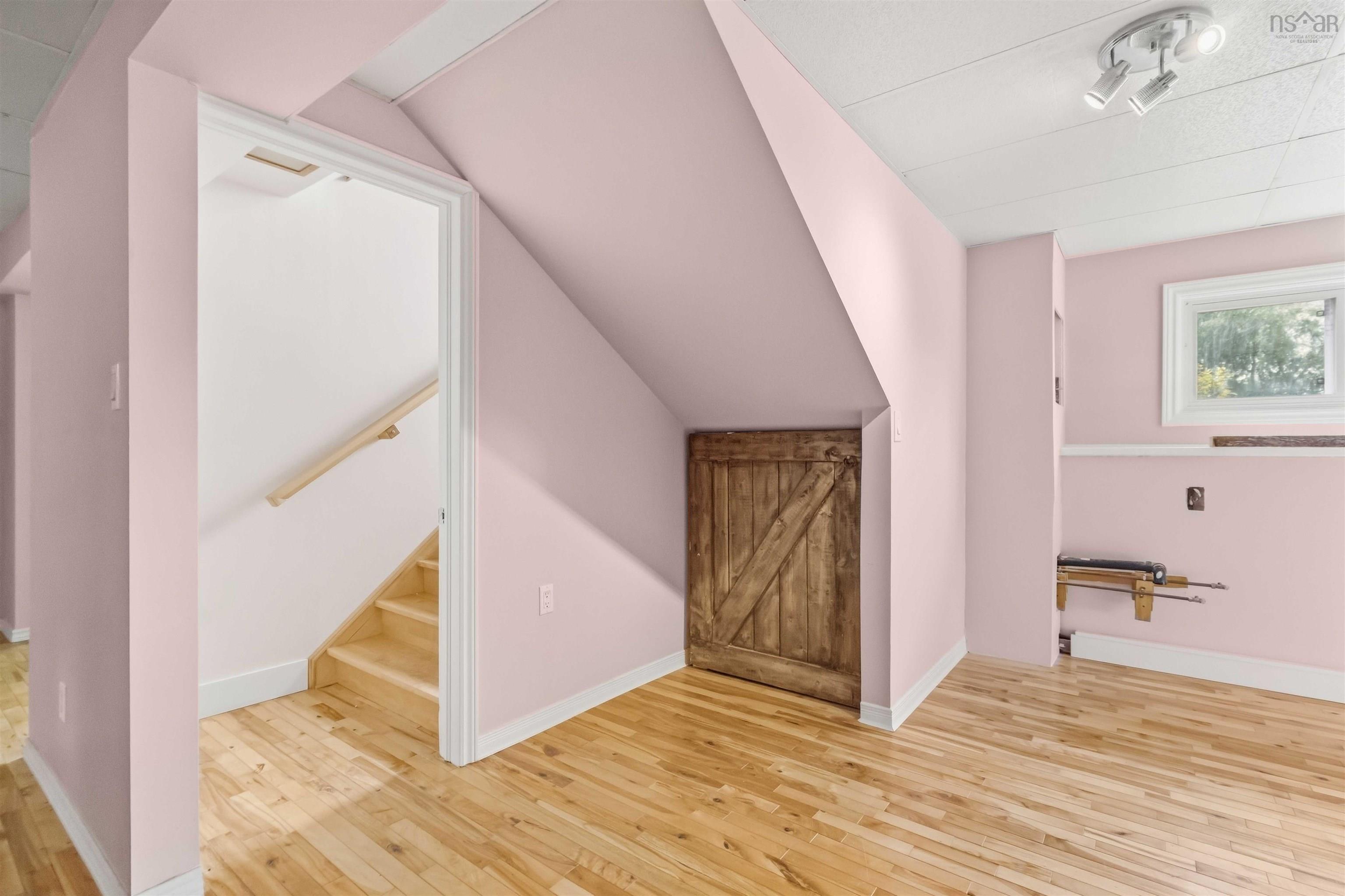 View image 12